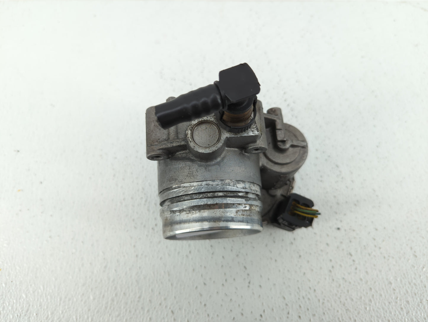 2012-2018 Bmw 320i Throttle Body P/N:1354 7588625-04 1354 7588625-03, 1354 7588625 Fits Fits 2012 2013 2014 2015 2016 2017 2