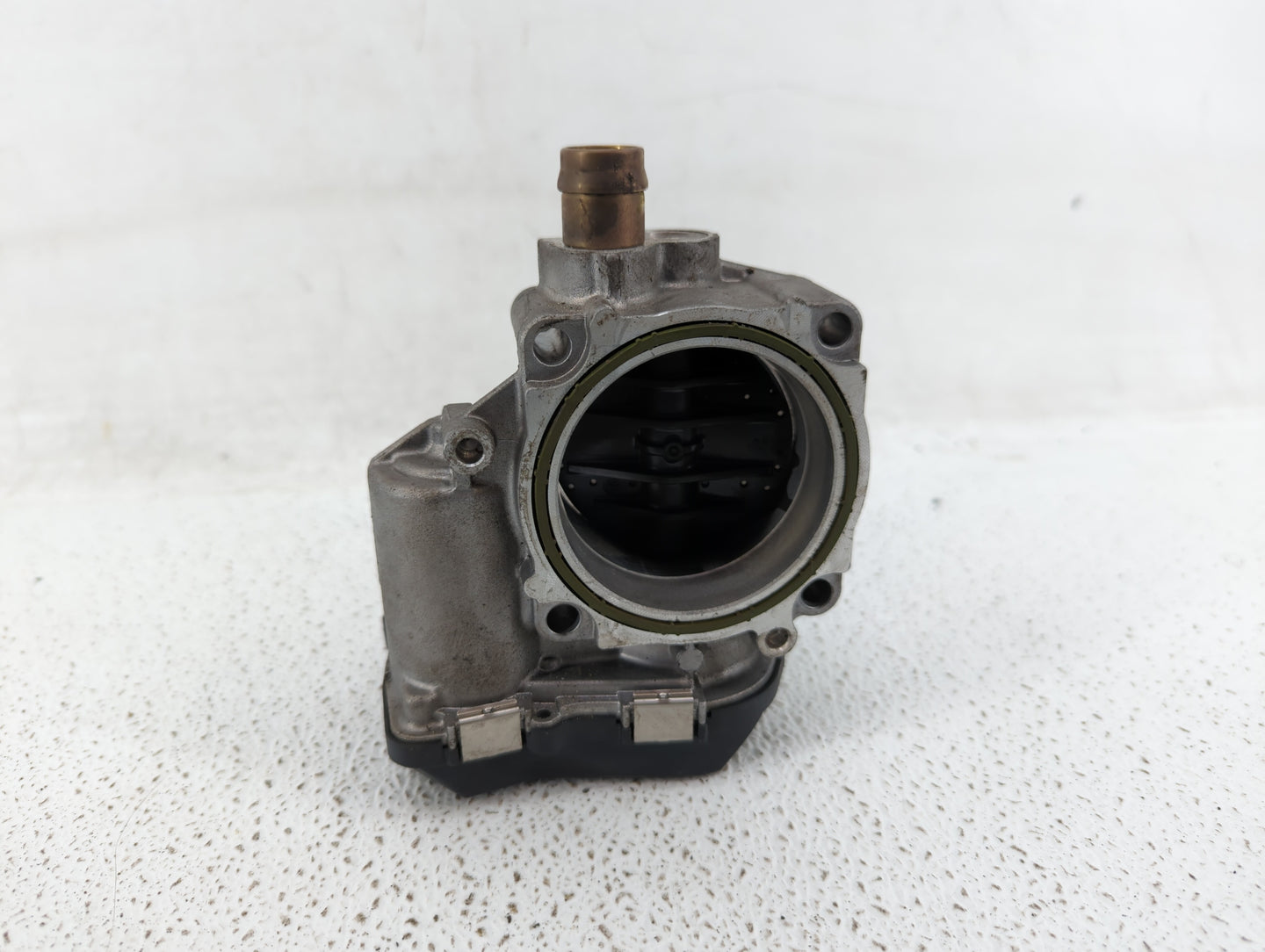 2012-2018 Bmw 320i Throttle Body P/N:1354 7588625-04 1354 7588625-03 Fits Fits 2012 2013 2014 2015 2016 2017 2018 OEM Used A
