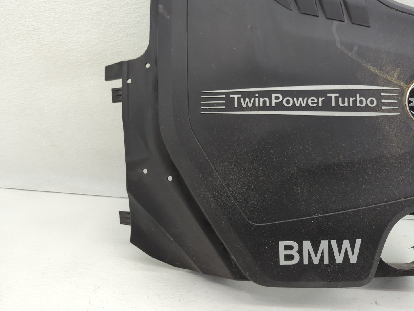 2016 Bmw 320i Engine Cover - Oemusedautoparts1.com