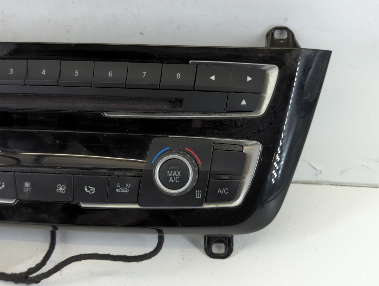 2016 Bmw 320i Am Fm Cd Player Radio Receiver - Oemusedautoparts1.com
