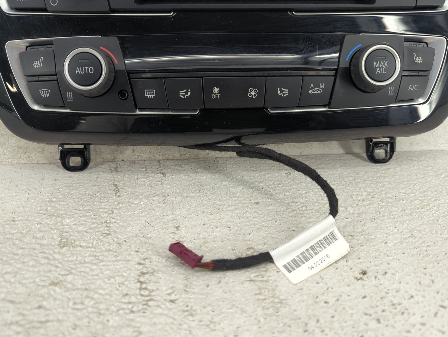 2016 Bmw 328 Climate Control Module Temperature AC/Heater Replacement P/N:9358939-03 E1137324 Fits OEM Used Auto Parts - Oem