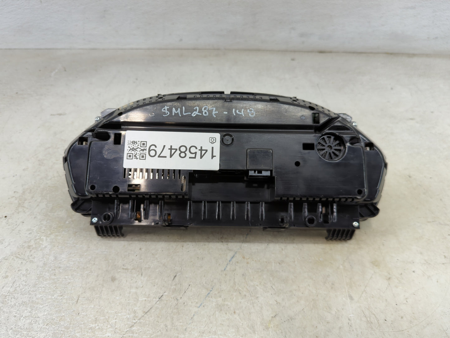 2012-2016 Bmw 328 Instrument Cluster Speedometer Gauges P/N:9232895 6804975-01 Miles:107K Fits OEM Used Auto Parts - Oemused