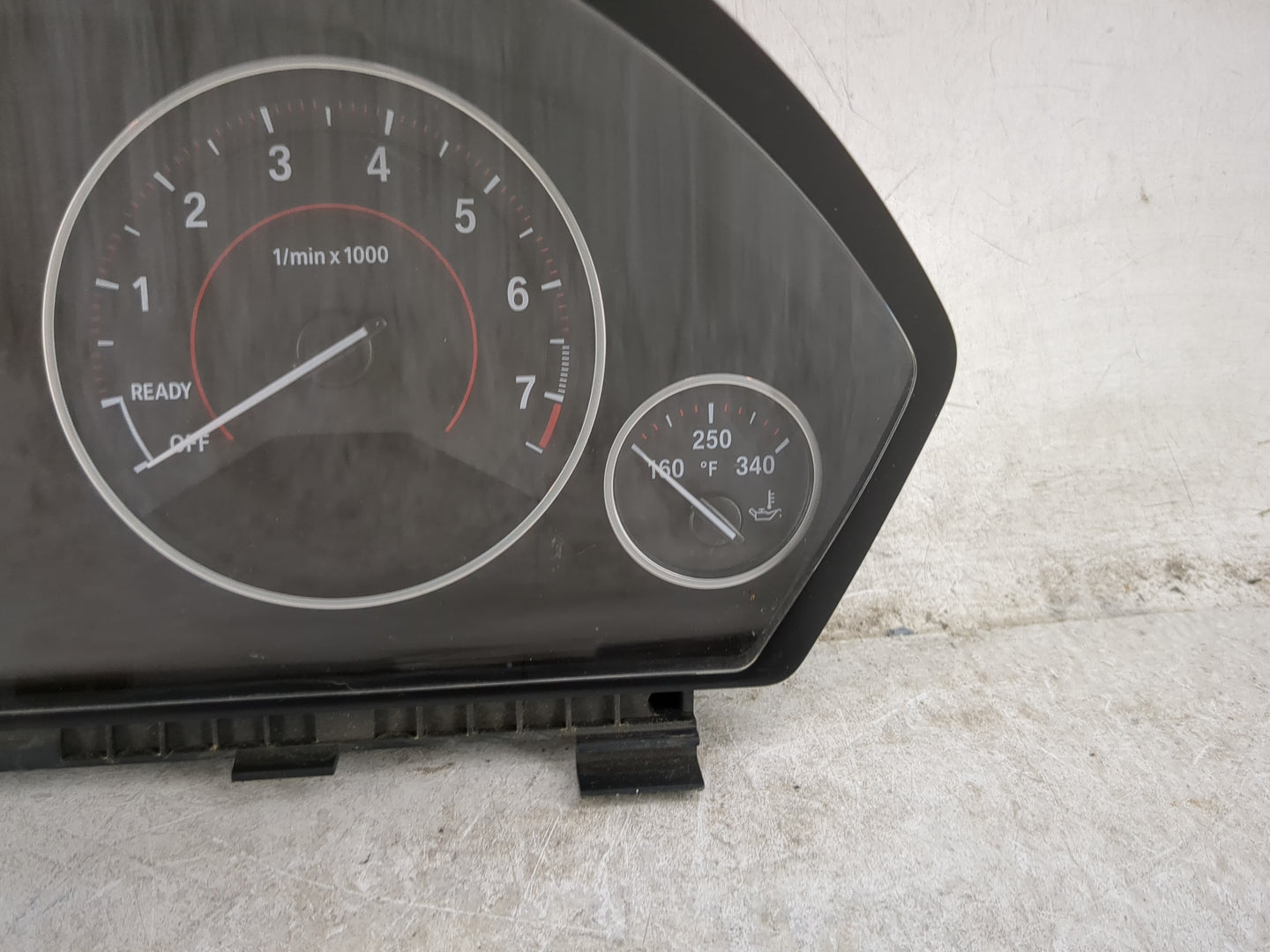 2012-2016 Bmw 328i Instrument Cluster Speedometer Gauges P/N:9232895 9382112-01 Miles:2K Fits OEM Used Auto Parts - Oemuseda