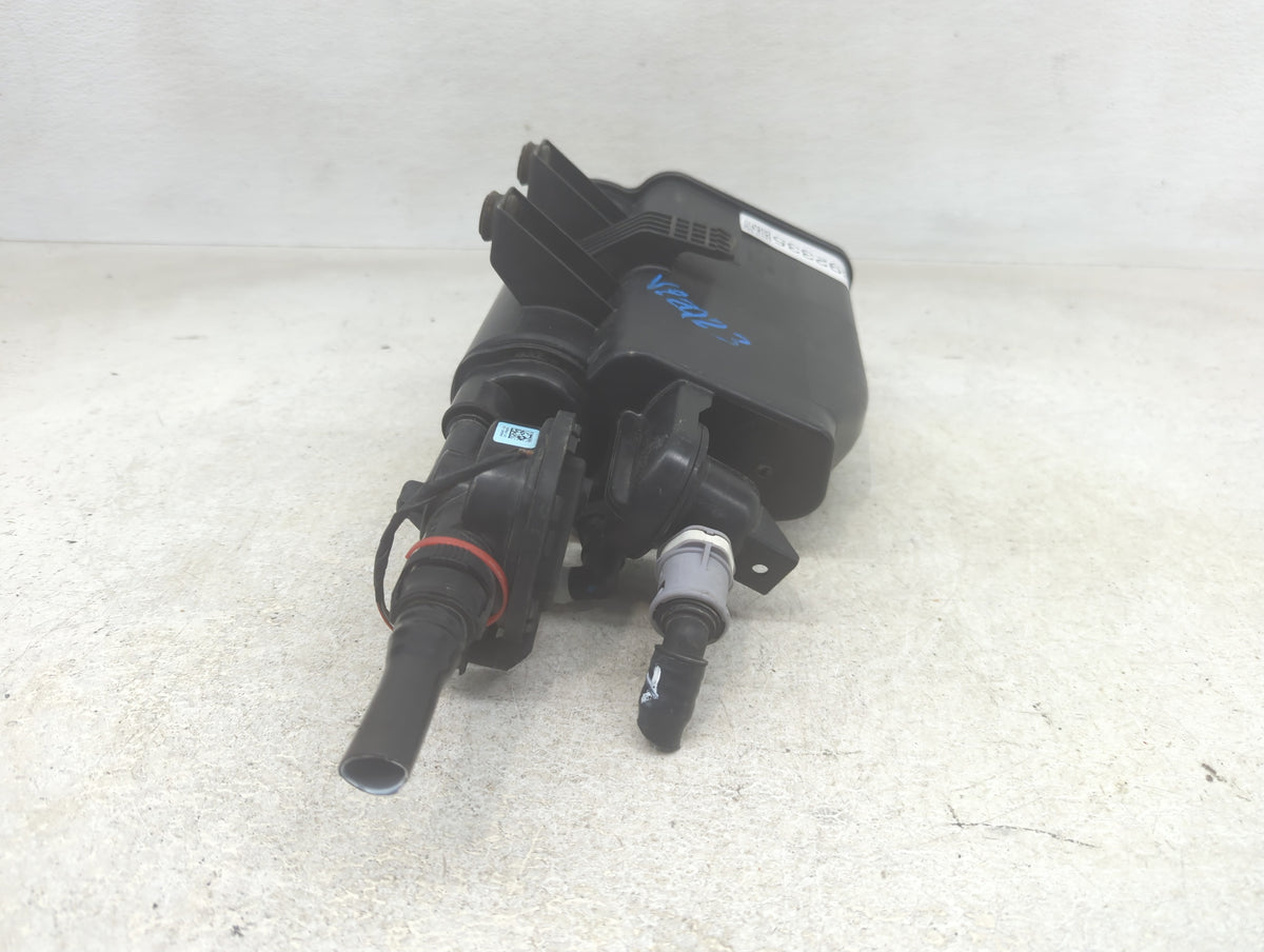 2016 Bmw 328i Fuel Vapor Charcoal Canister 1392335 - Oemusedautoparts1.com