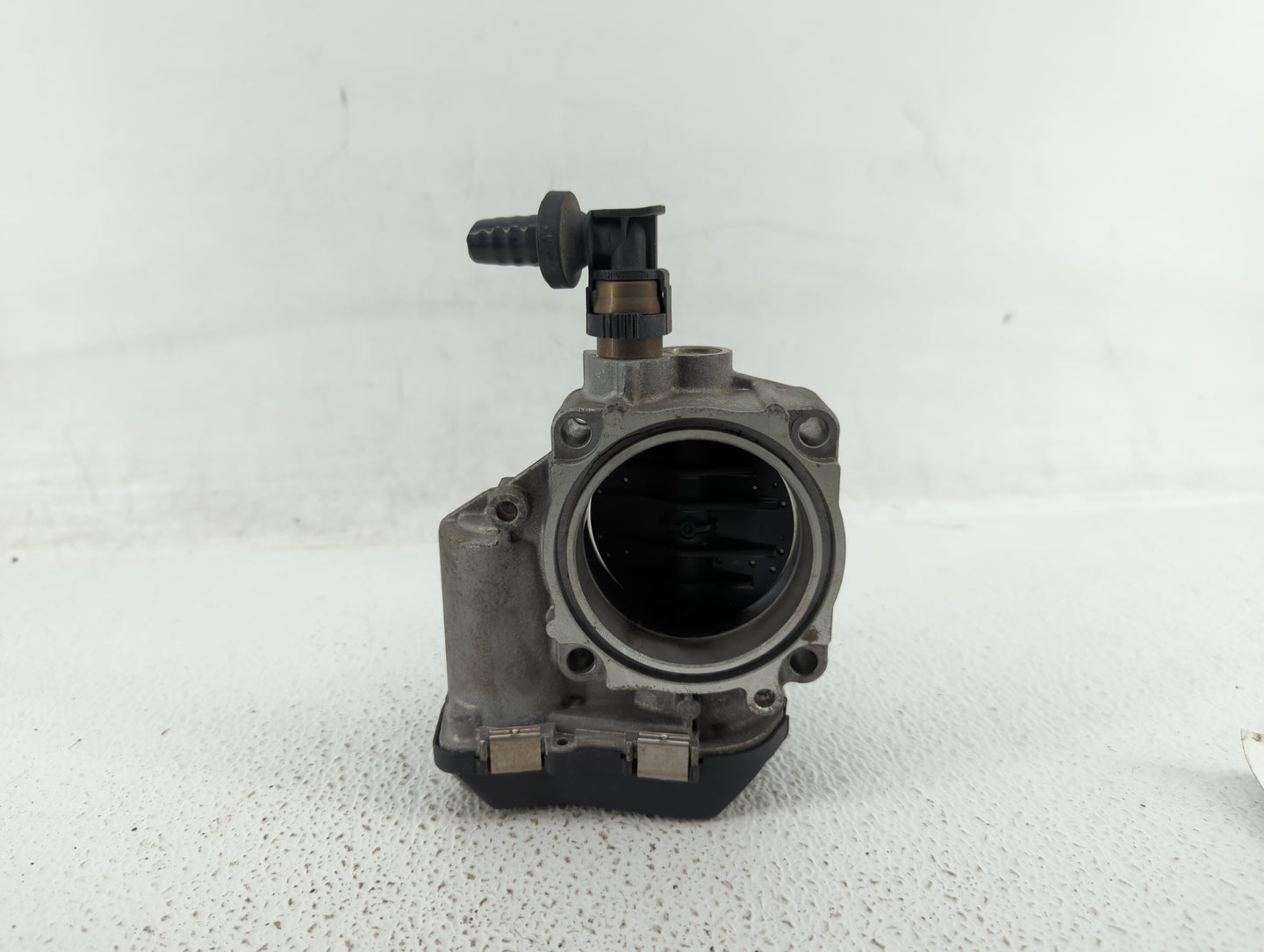 2012-2016 Bmw 328i Throttle Body P/N:1354 7588625-04 1354 7588625-03 Fits Fits 2012 2013 2014 2015 2016 2017 2018 OEM Used A