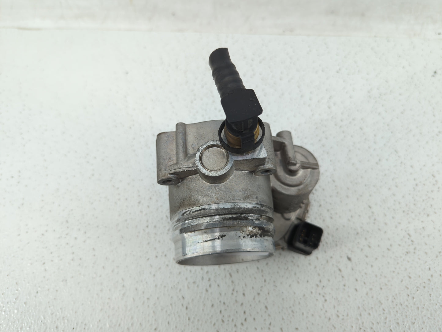 2012-2016 Bmw 328i Throttle Body P/N:1354 7588625-04 1354 7588625-03 Fits Fits 2012 2013 2014 2015 2016 2017 2018 OEM Used A