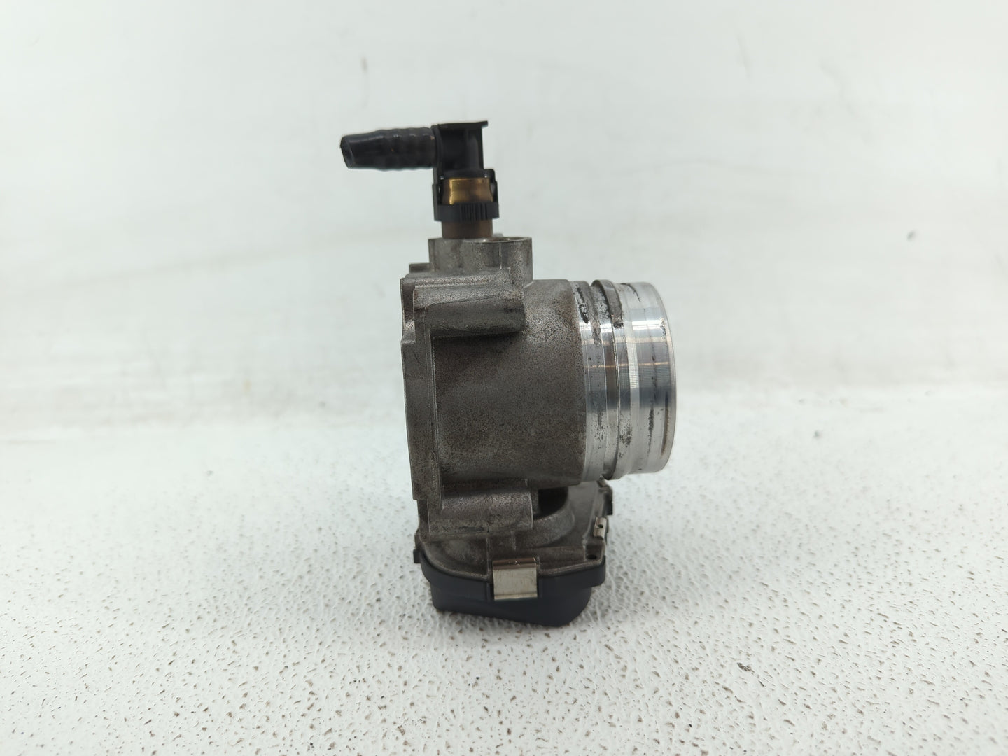 2012-2016 Bmw 328i Throttle Body P/N:1354 7588625-04 1354 7588625-03 Fits Fits 2012 2013 2014 2015 2016 2017 2018 OEM Used A