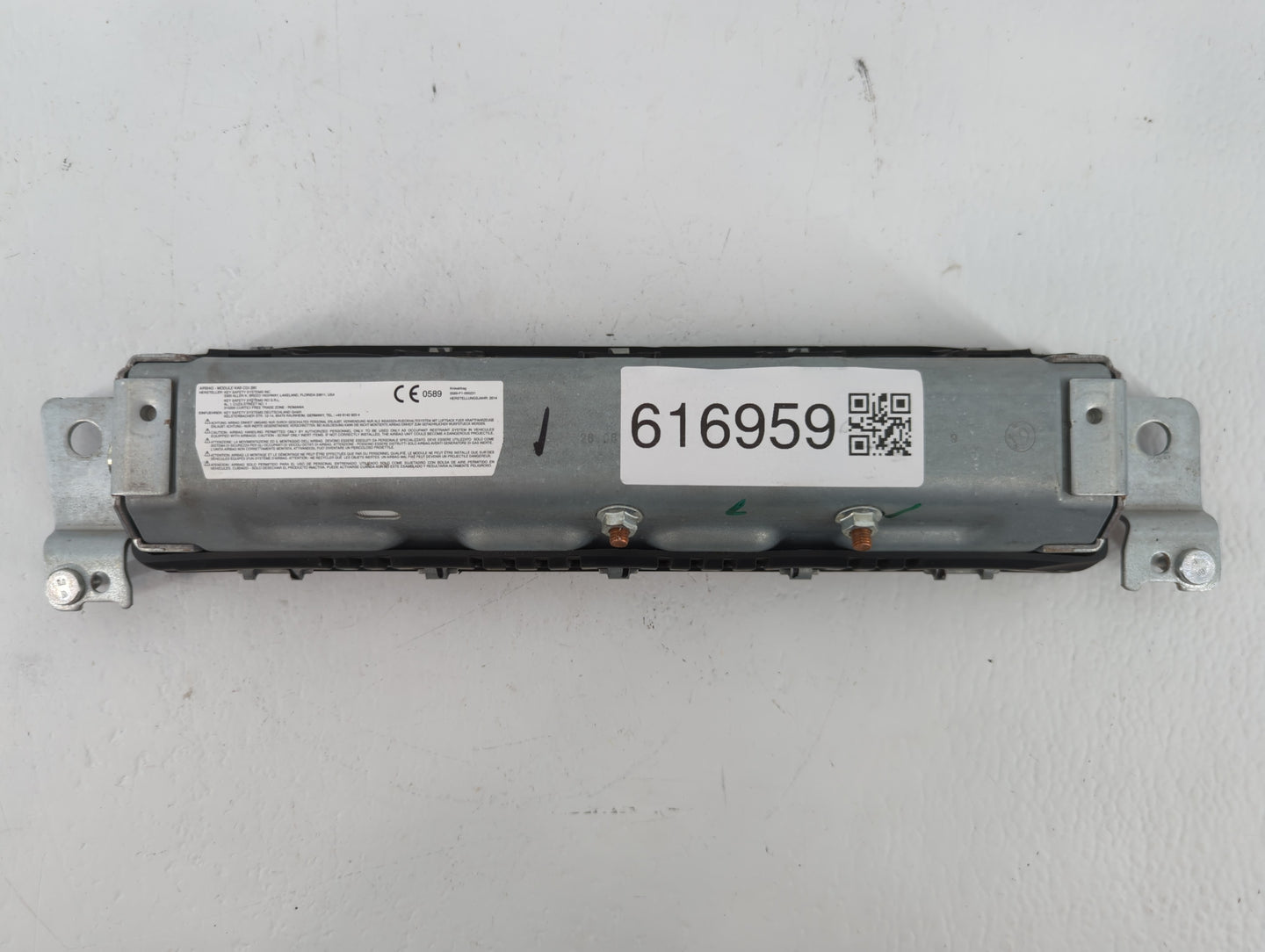 2012-2016 Bmw 328i Air Bag Passenger Right Knee OEM P/N:15B266102426K Fits Fits 2012 2013 2014 2015 2016 2017 2018 2019 2020
