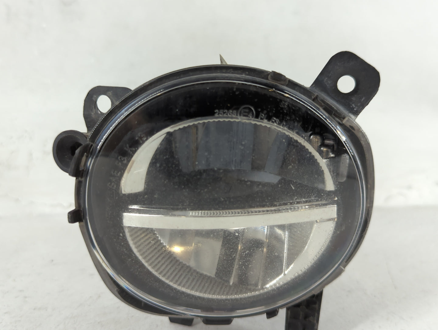 2016-2016 Bmw 328i Driver Left Oem Fog Light Lamp - Oemusedautoparts1.com