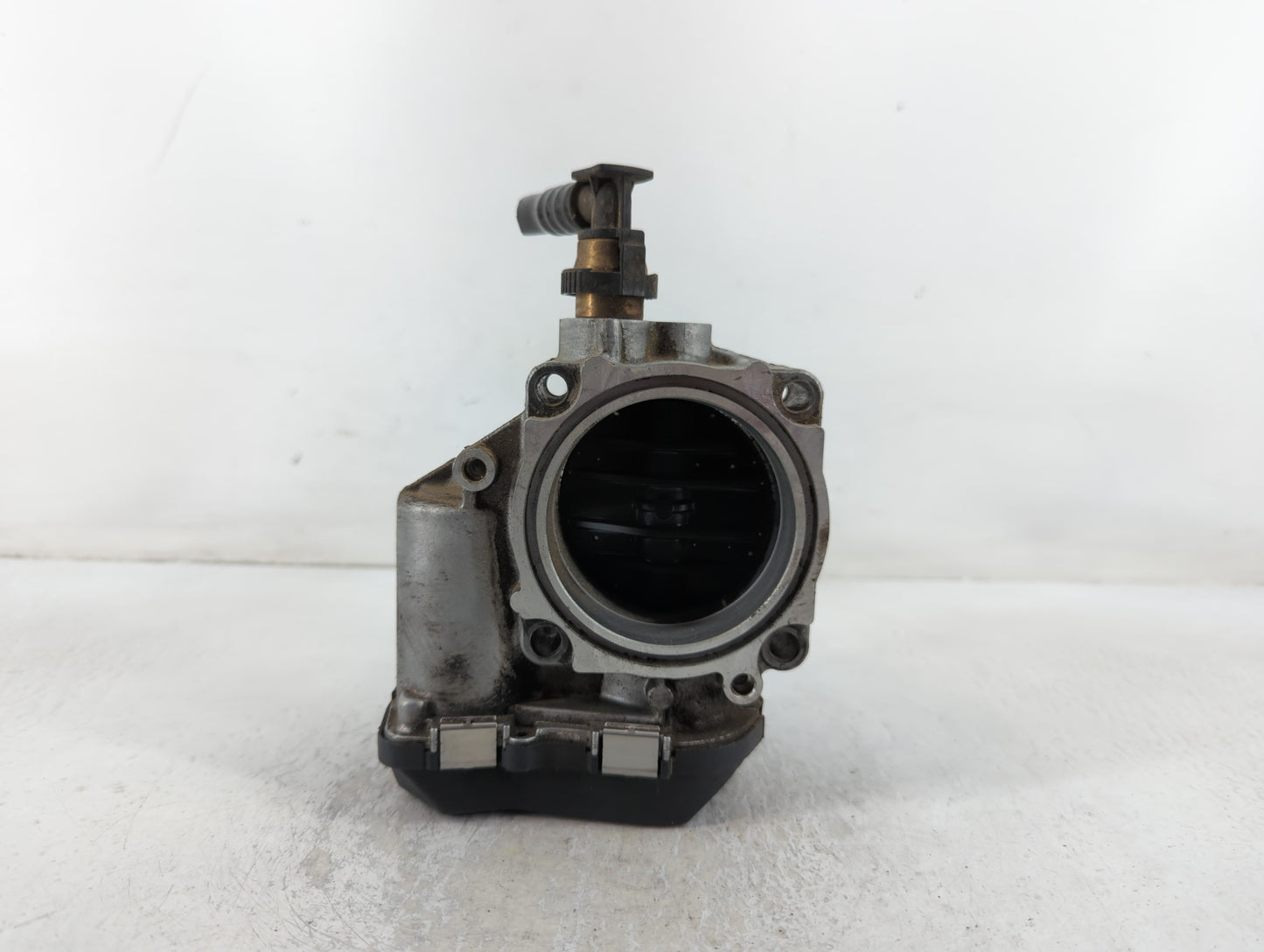 2012-2016 Bmw 328i Throttle Body P/N:1354 7588625-04 A2C83786800 Fits Fits 2012 2013 2014 2015 2016 2017 2018 OEM Used Auto 