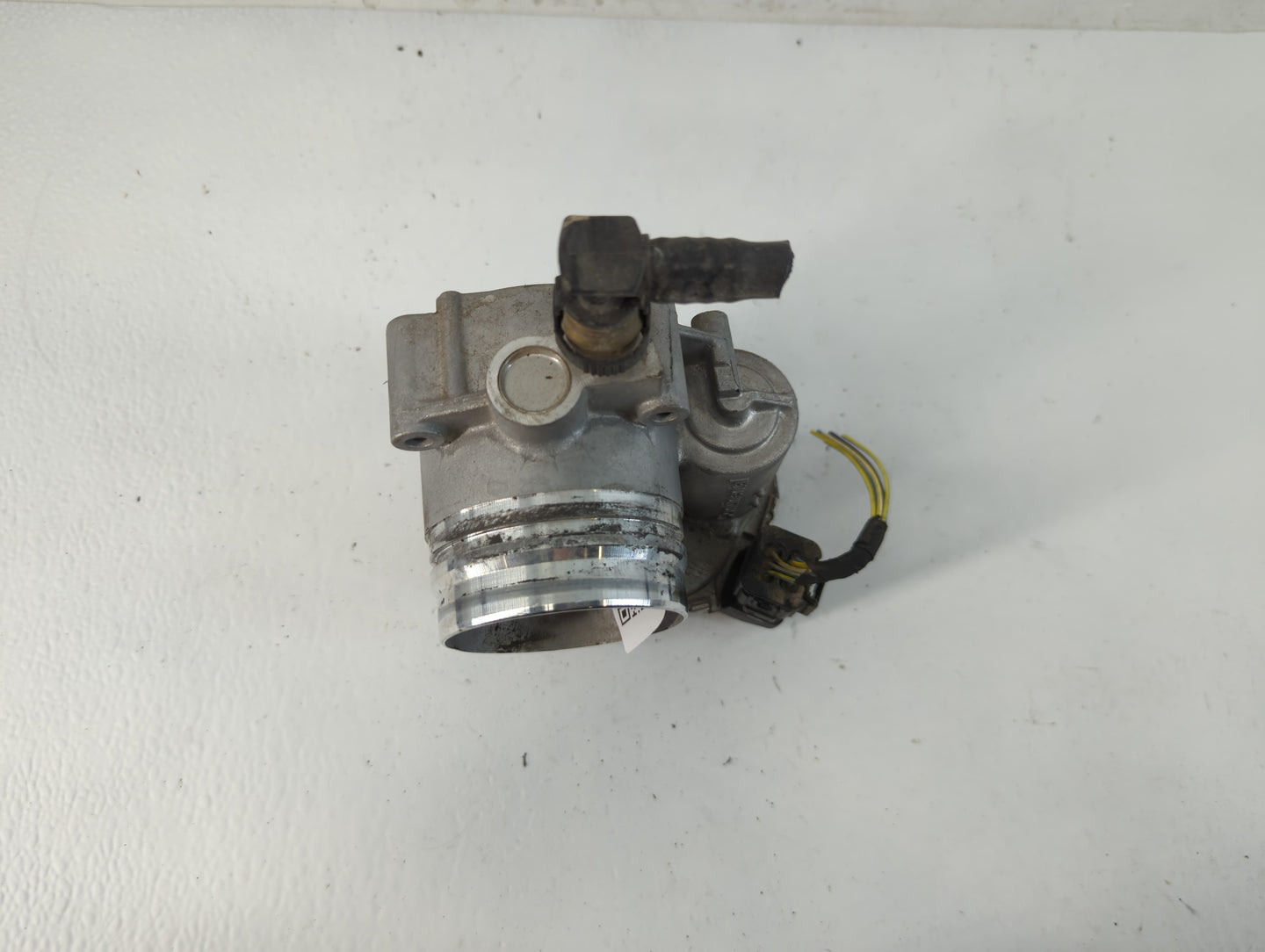 2012-2016 Bmw 328i Throttle Body P/N:1354 7588625-04 A2C83786800 Fits Fits 2012 2013 2014 2015 2016 2017 2018 OEM Used Auto 