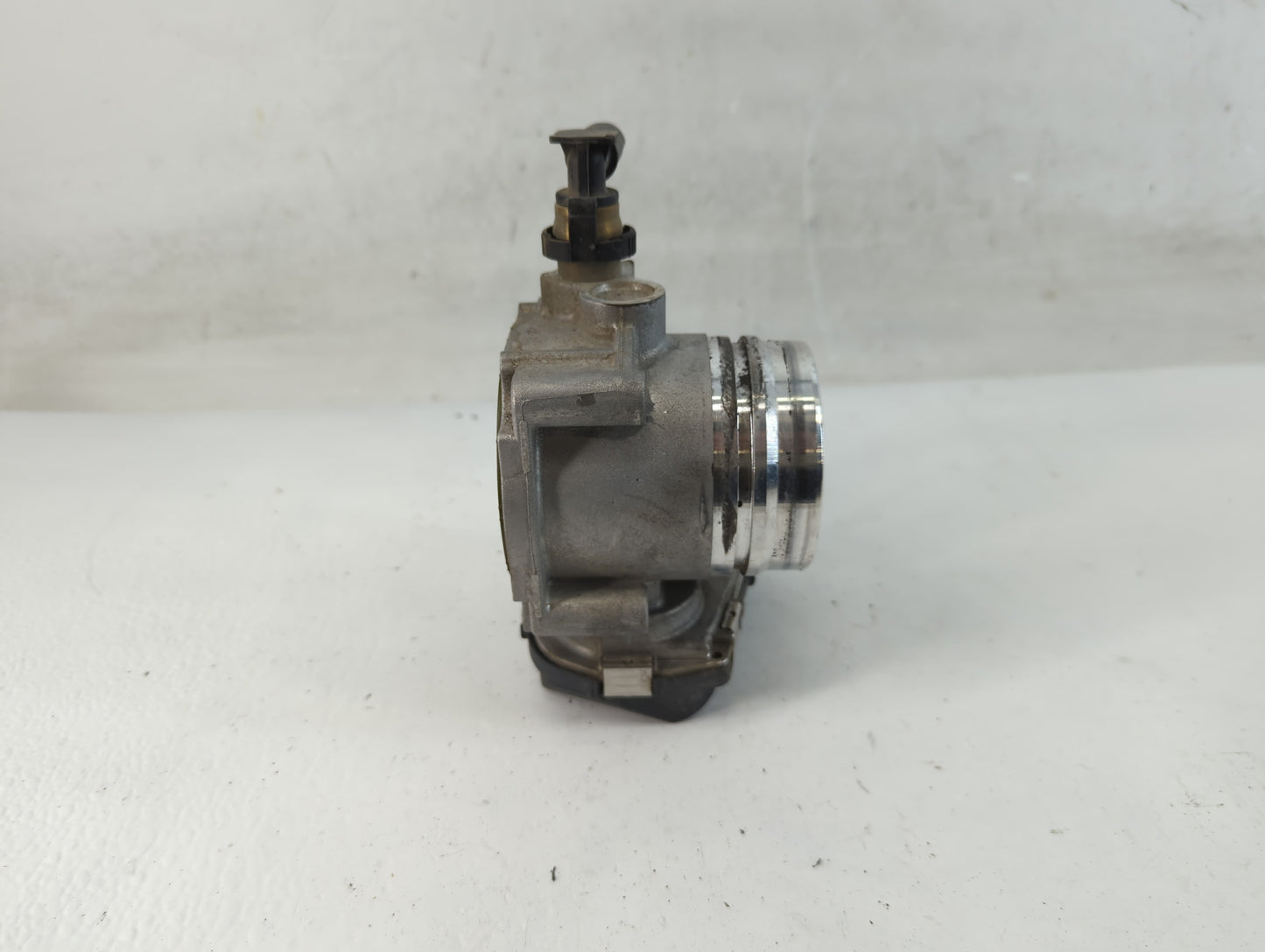 2012-2016 Bmw 328i Throttle Body P/N:1354 7588625-04 A2C83786800 Fits Fits 2012 2013 2014 2015 2016 2017 2018 OEM Used Auto 