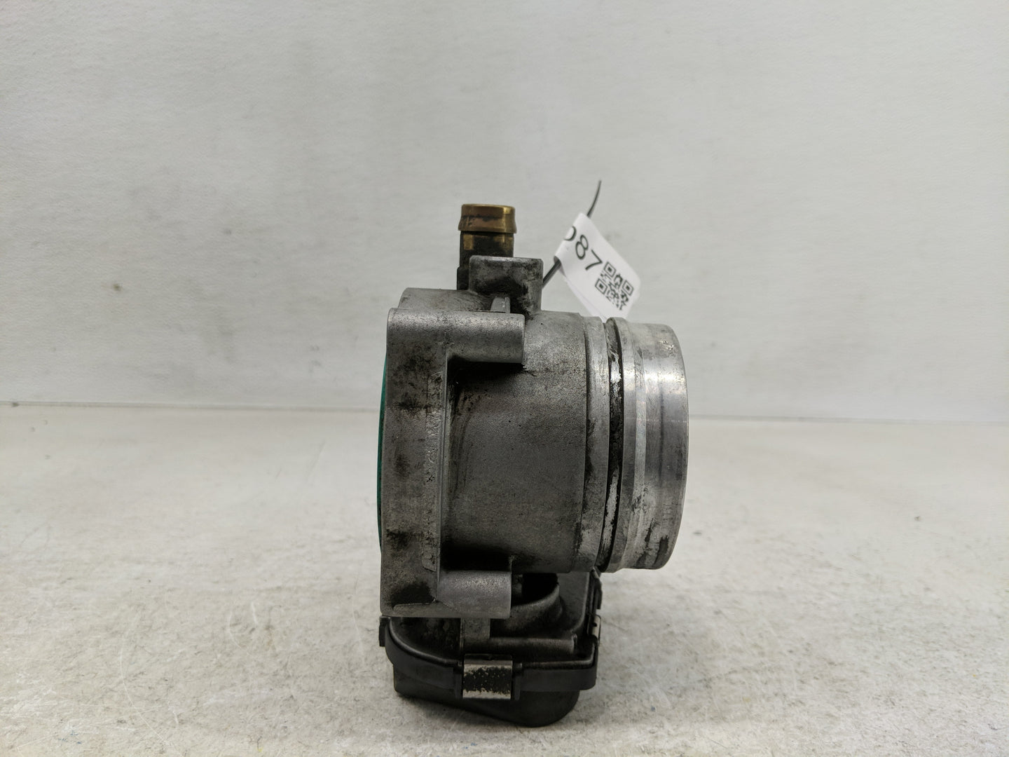 2011-2015 Bmw 335i Throttle Body P/N:A2C53179105 7 556 119 Fits Fits 2010 2011 2012 2013 2014 2015 2016 2017 2018 2019 2020 