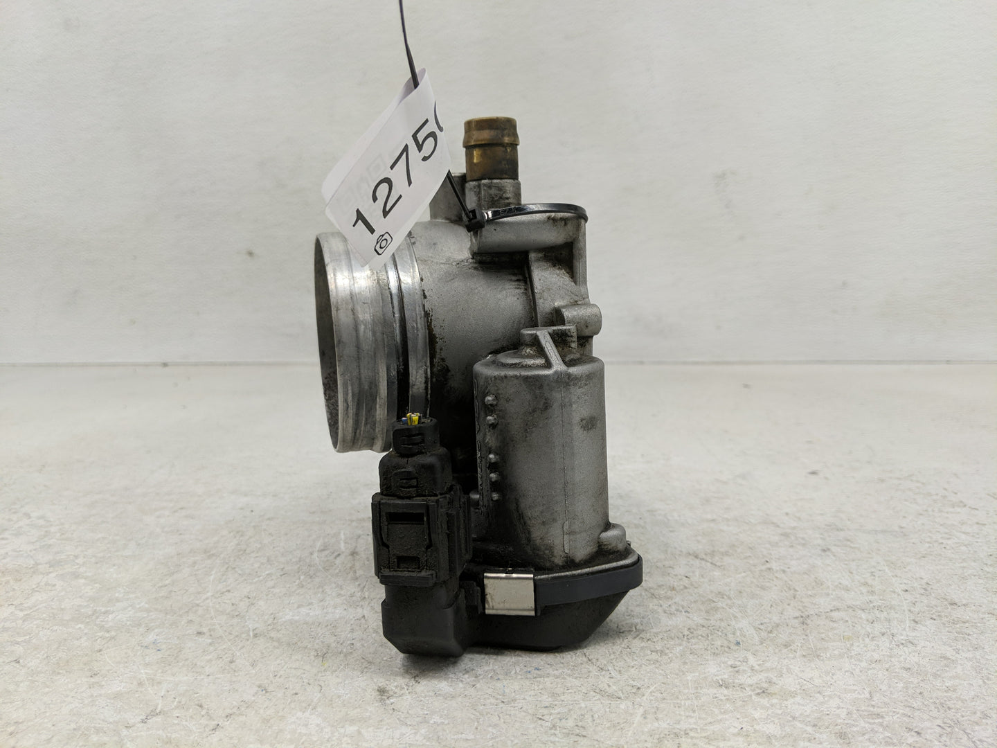 2011-2015 Bmw 335i Throttle Body P/N:A2C53179105 7 556 119 Fits Fits 2010 2011 2012 2013 2014 2015 2016 2017 2018 2019 2020 