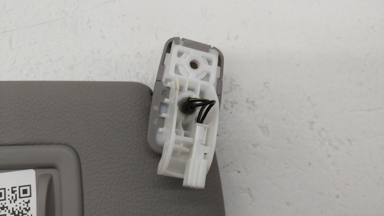 2012-2015 Bmw 335i Sun Visor Shade Replacement Passenger Right Mirror Fits Fits 2012 2013 2014 2015 2016 2017 2018 2019 OEM 