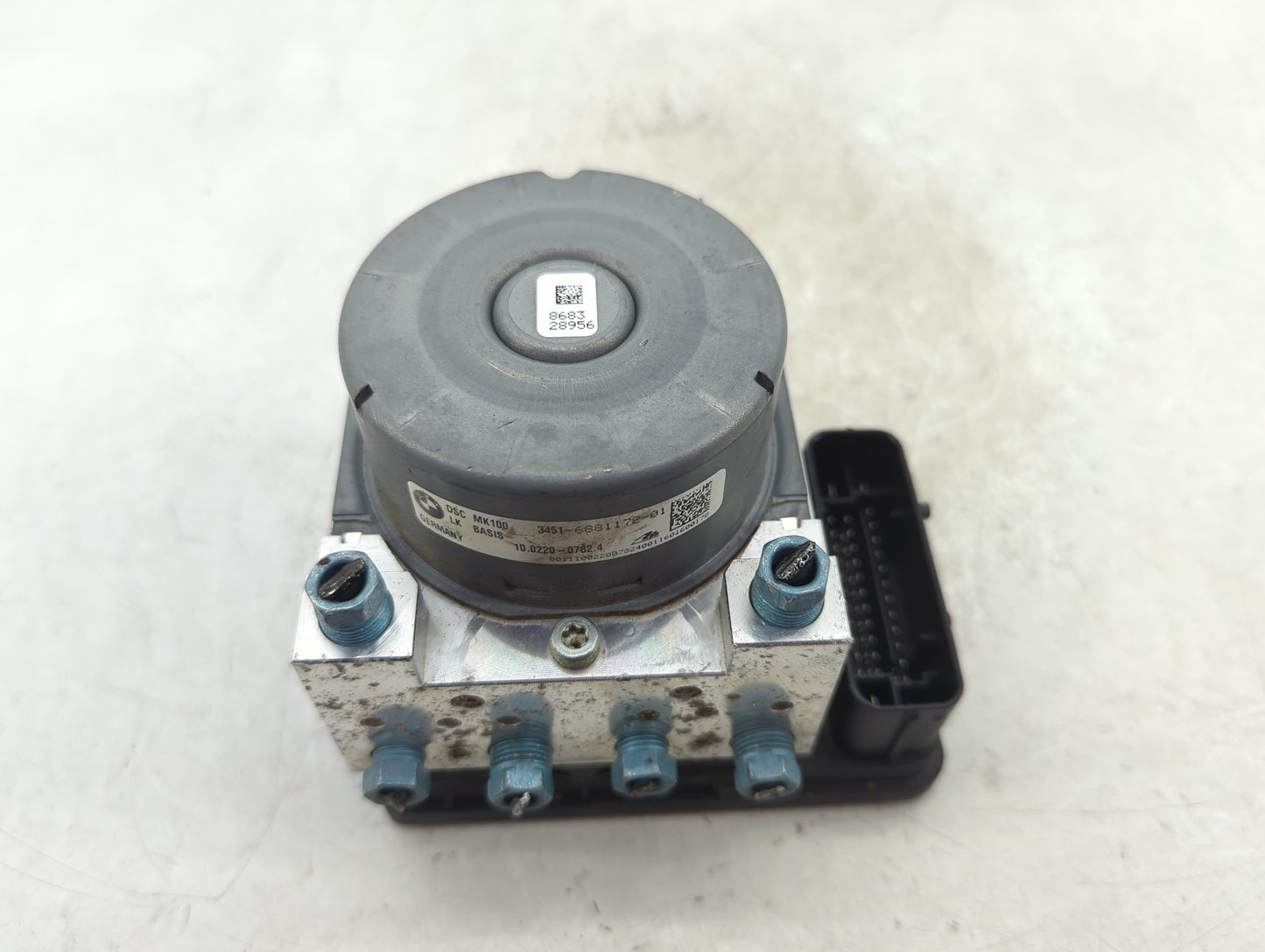 2014-2016 Bmw 428i ABS Pump Control Module Replacement P/N:6 881 173 Fits Fits 2014 2015 2016 2017 2018 2019 2020 2021 OEM U