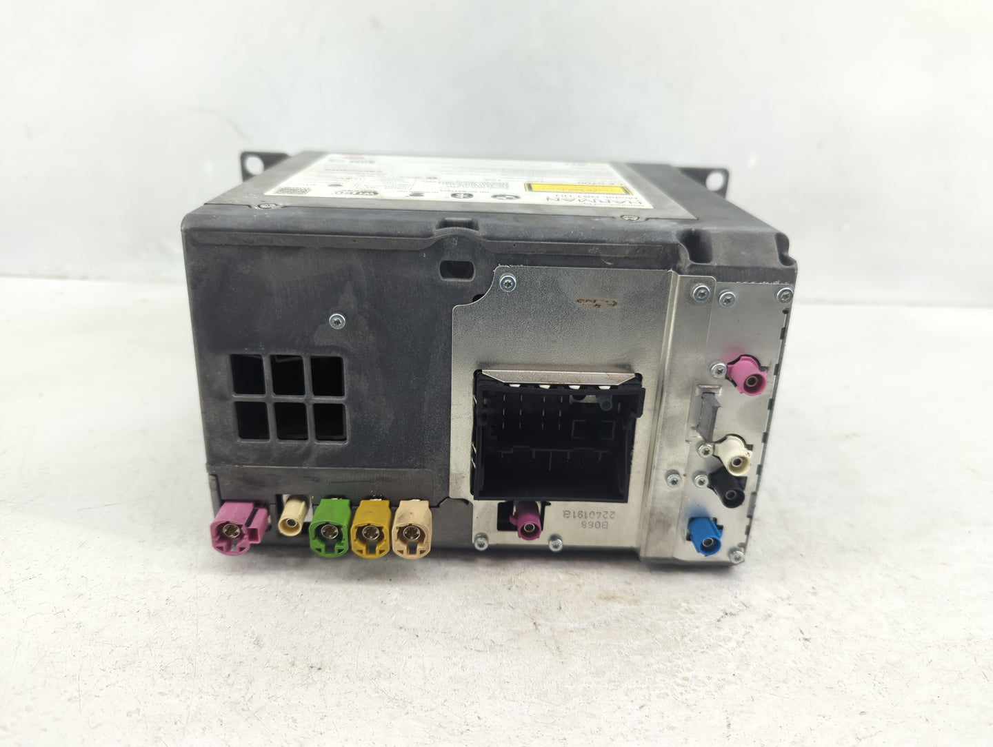 2014-2015 Bmw 428i Radio AM FM Cd Player Receiver Replacement P/N:935168201 Fits Fits 2014 2015 2016 2017 2019 OEM Used Auto