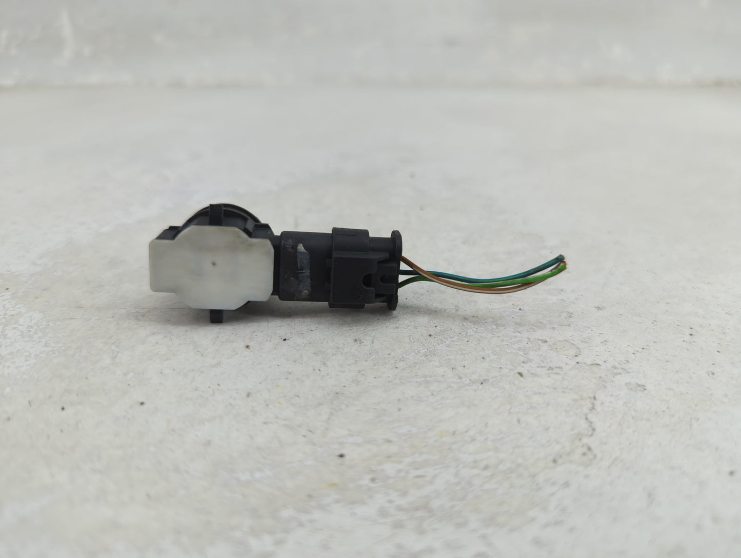 2016 Bmw 428i Front Park Assist Sensor Black 1456379 - Oemusedautoparts1.com