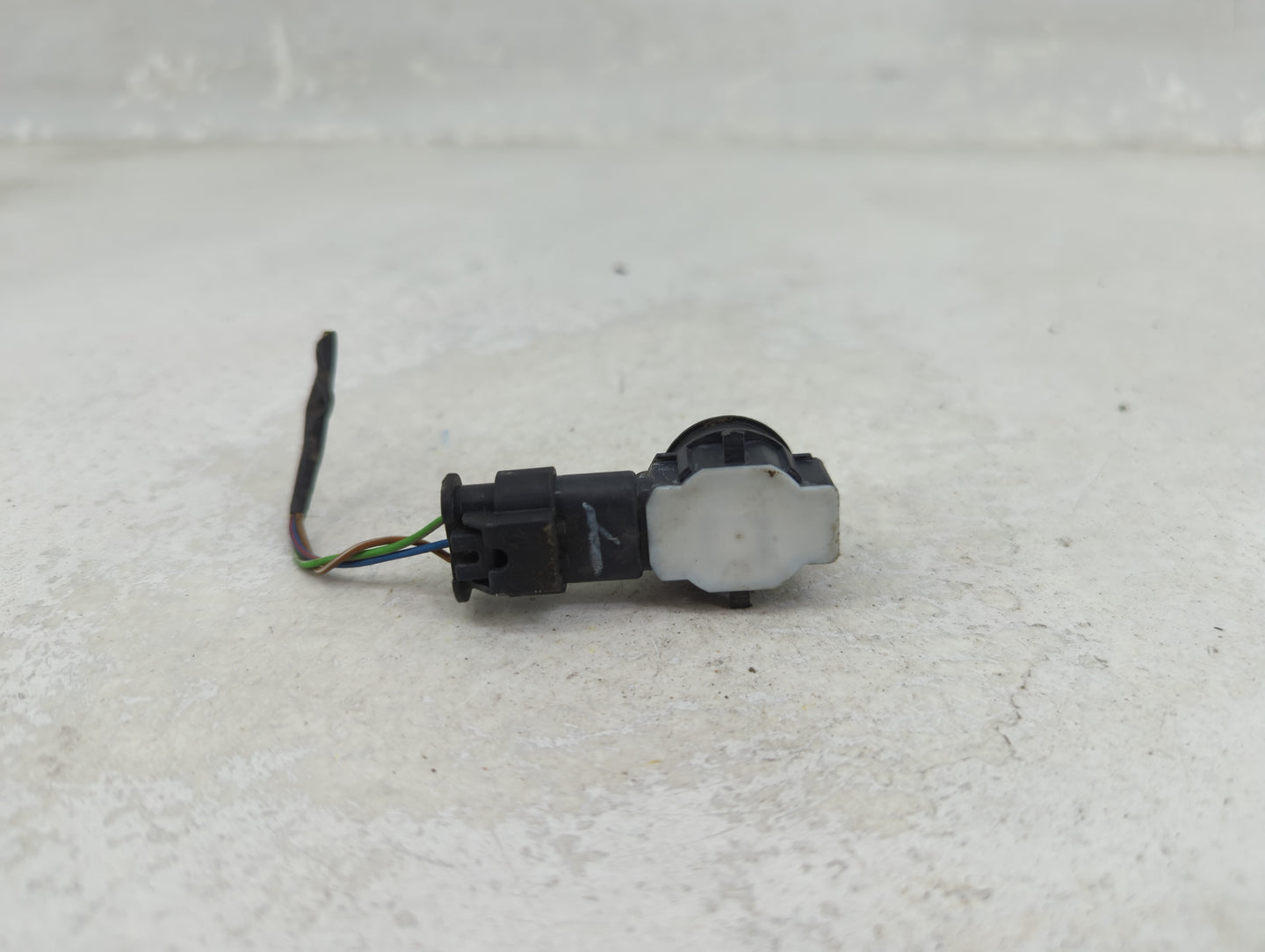 2016 Bmw 428i Front Park Assist Sensor Black 1456553 - Oemusedautoparts1.com
