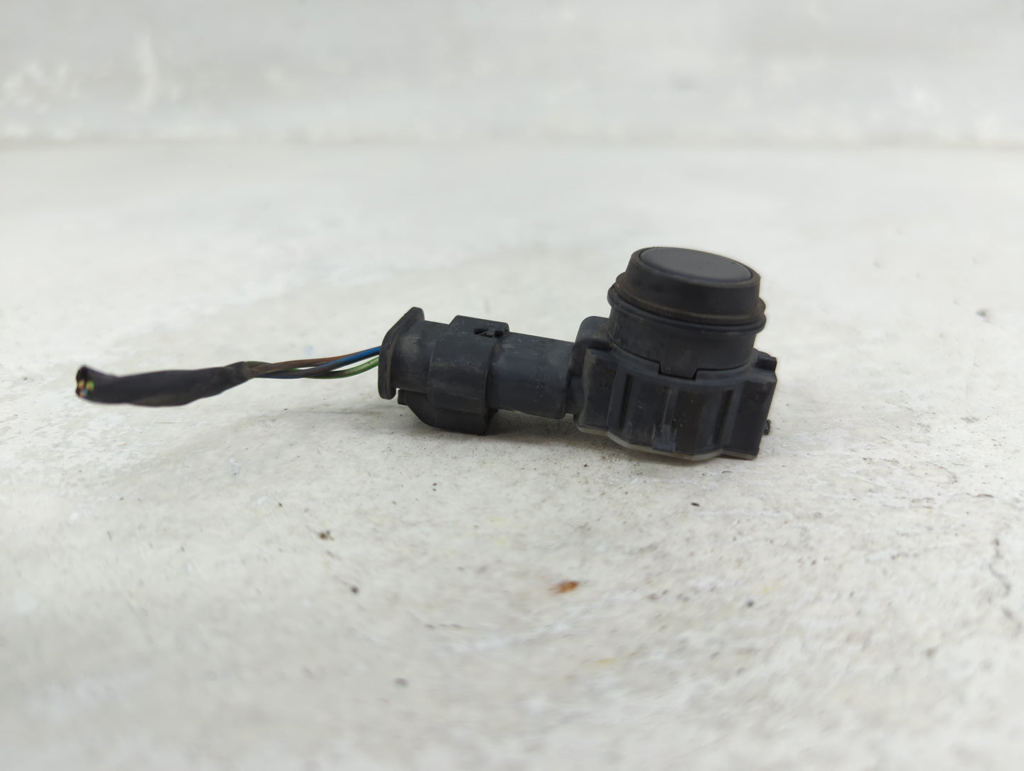 2016 Bmw 428i Front Park Assist Sensor Black 1456559 - Oemusedautoparts1.com