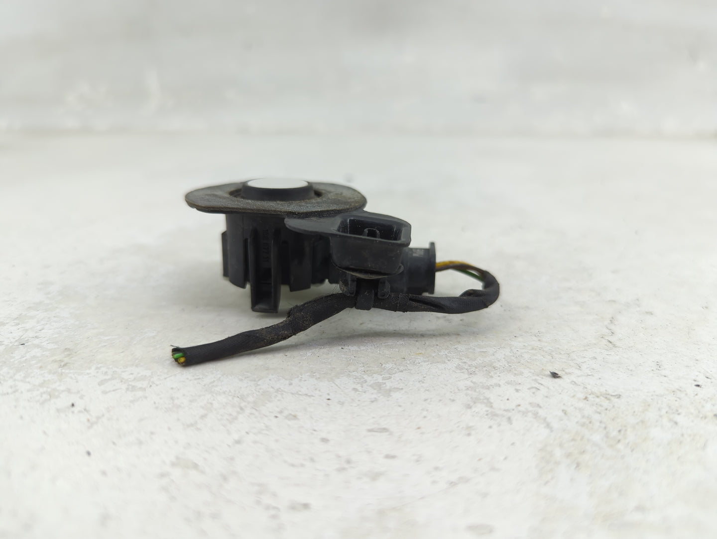 Park Assist Sensor - Oemusedautoparts1.com