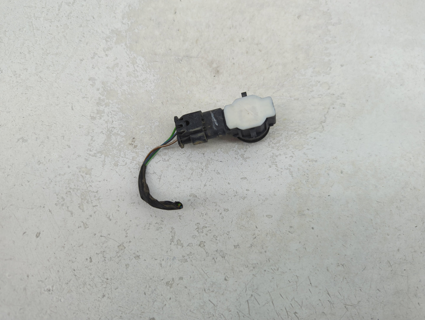 2016 Bmw 428i Front Park Assist Sensor Black 1456905 - Oemusedautoparts1.com