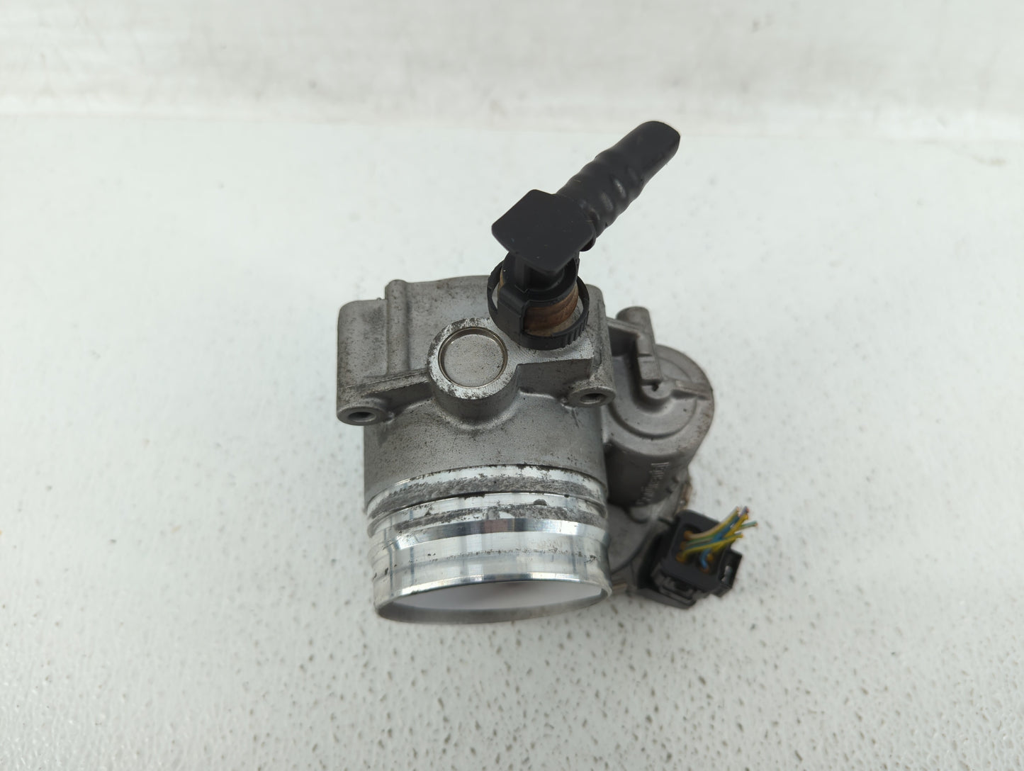 2014-2016 Bmw 428i Throttle Body P/N:1354 7588625-04 1354 7588625-03, 1354 7588625 Fits Fits 2012 2013 2014 2015 2016 2017 2