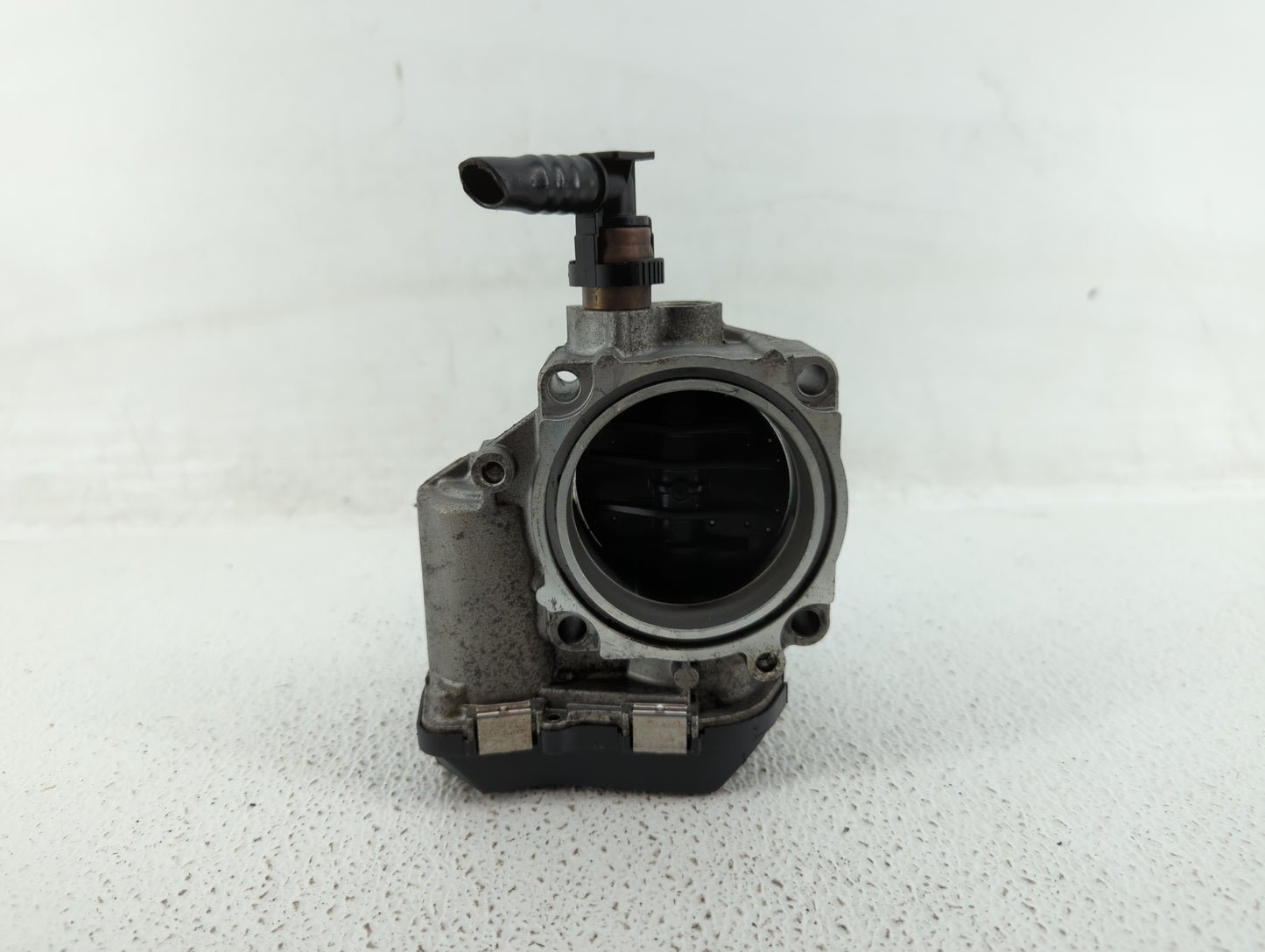 2014-2016 Bmw 428i Throttle Body P/N:1354 7588625-04 1354 7588625-03, 1354 7588625 Fits Fits 2012 2013 2014 2015 2016 2017 2