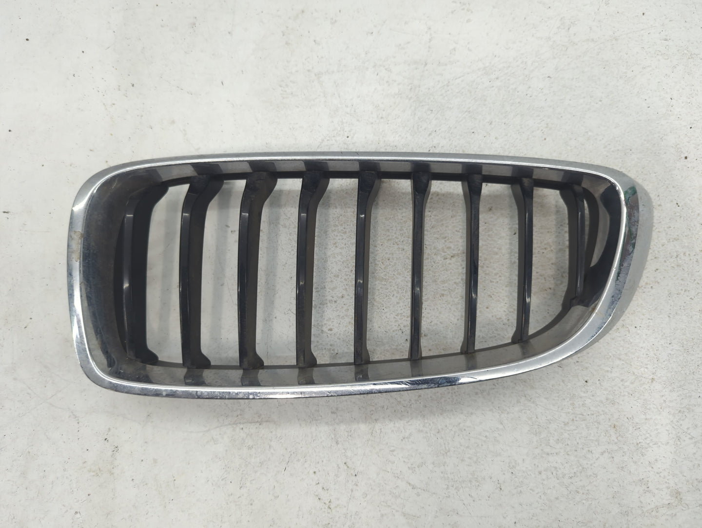 2014-2016 Bmw 428i Front Grille Bumper Not Included - Oemusedautoparts1.com