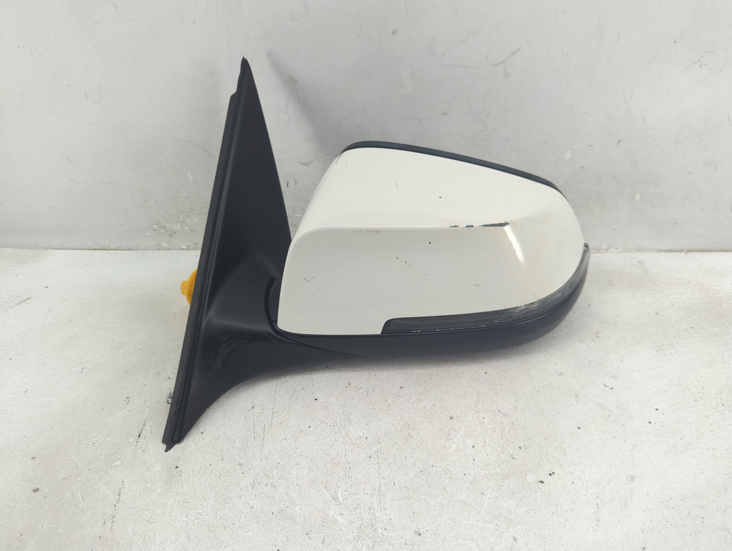 2014-2016 Bmw 528 Driver Side View Mirror - Left Door Mirror OEM Used - Oemusedautoparts1.com