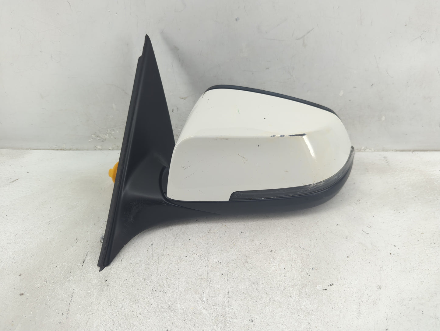 2014-2016 Bmw 528 Driver Side View Mirror - Left Door Mirror OEM Used - Oemusedautoparts1.com