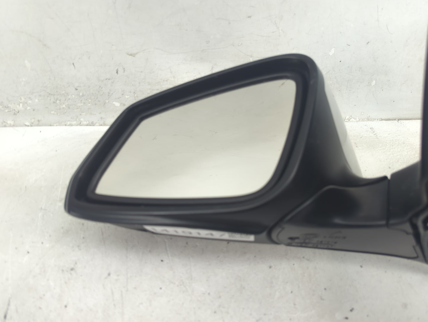 2014-2016 Bmw 528 Driver Side View Mirror - Left Door Mirror OEM Used - Oemusedautoparts1.com