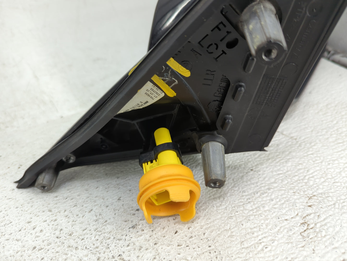 2014-2016 Bmw 528 Passenger Side View Mirror - Right Door Mirror OEM Used - Oemusedautoparts1.com