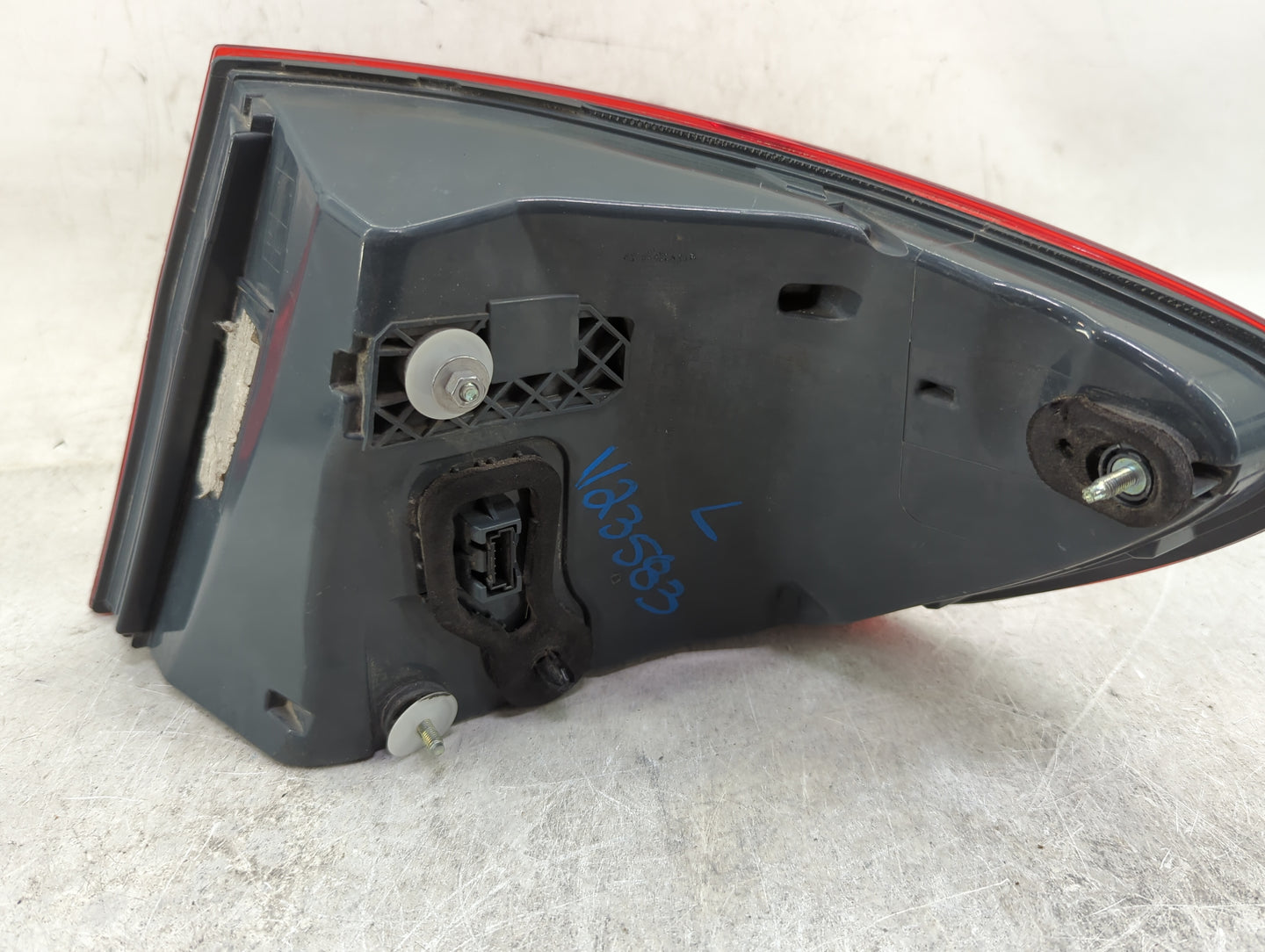 2014-2016 Bmw 528 Tail Light Assembly Driver Left OEM P/N:184080-01 Fits Fits 2014 2015 2016 OEM Used Auto Parts - Oemusedau