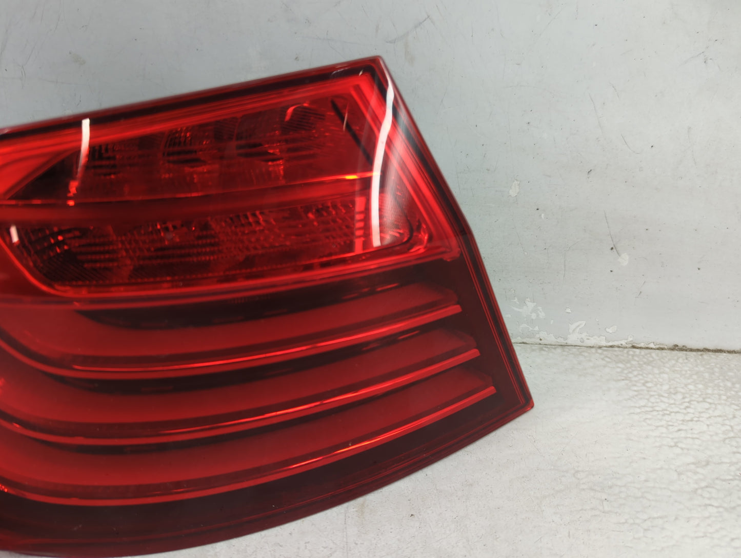 2014-2016 Bmw 528 Tail Light Assembly Driver Left OEM P/N:184080-01 Fits Fits 2014 2015 2016 OEM Used Auto Parts - Oemusedau
