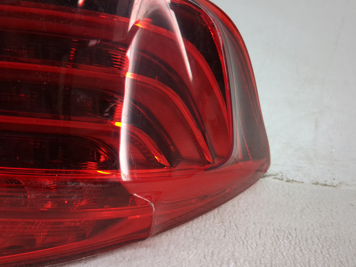 2014-2016 Bmw 528 Tail Light Assembly Driver Left OEM P/N:184080-01 Fits Fits 2014 2015 2016 OEM Used Auto Parts - Oemusedau
