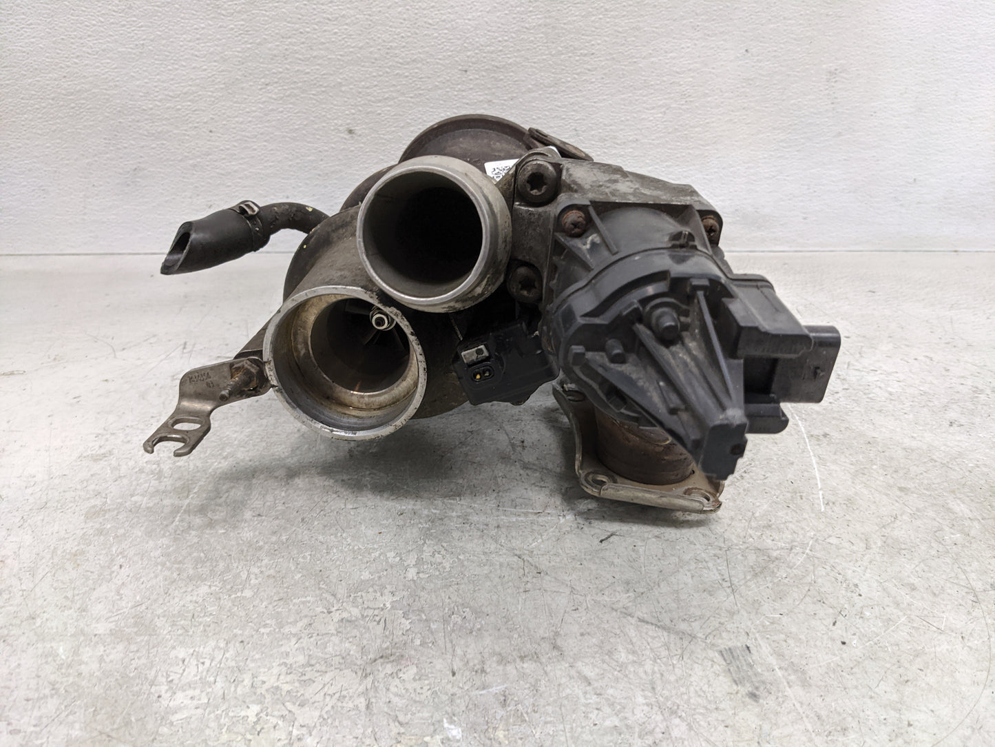 2014-2016 Bmw 528i Turbocharger Turbo Charger Super Charger Supercharger - Oemusedautoparts1.com