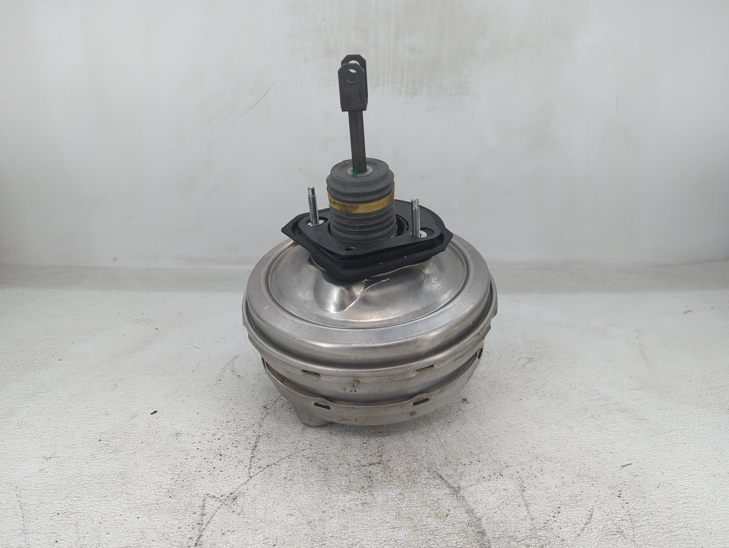 2015-2016 Bmw 528i Power Brake Booster Oem - Oemusedautoparts1.com