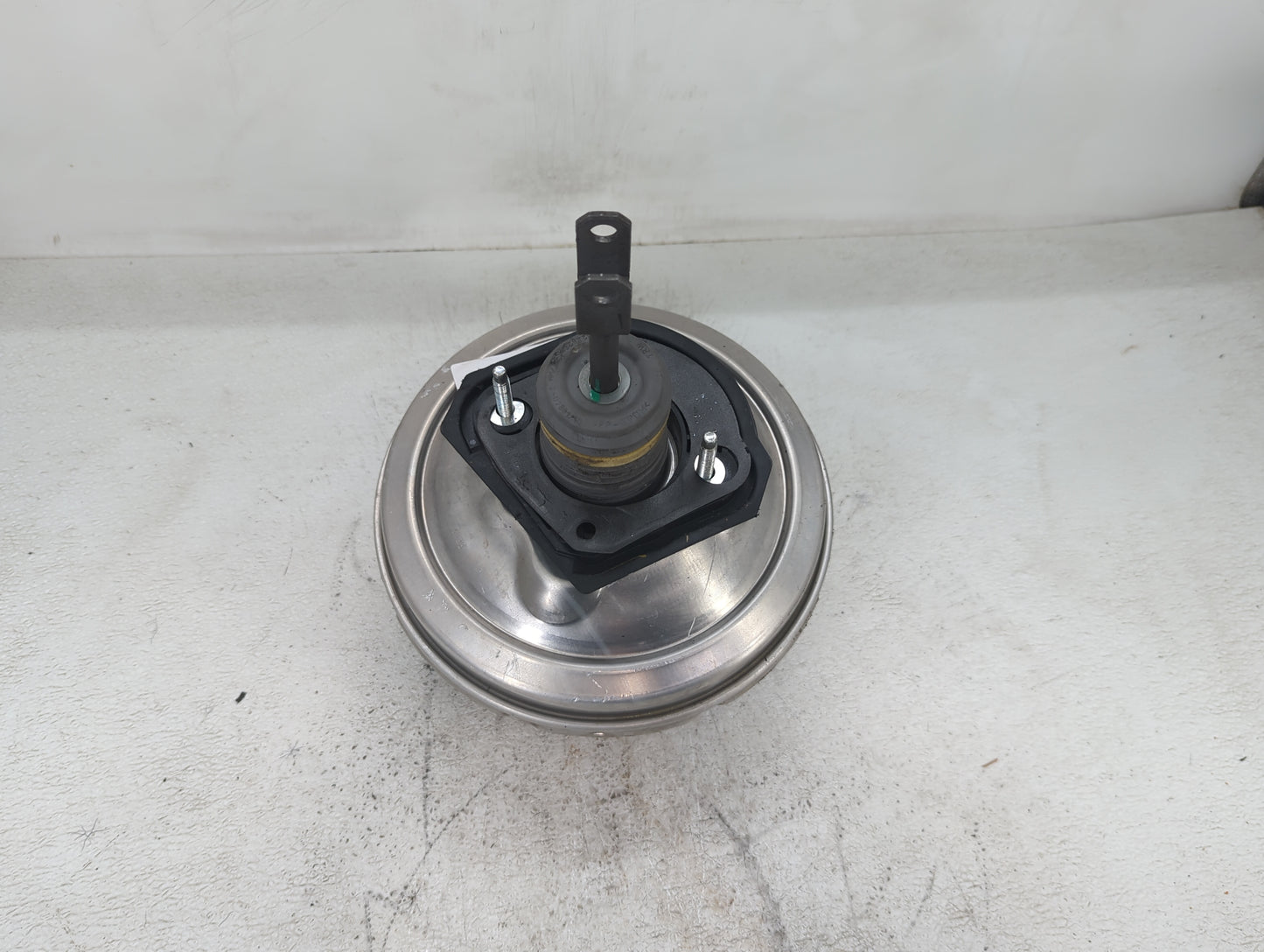 2015-2016 Bmw 528i Power Brake Booster Oem - Oemusedautoparts1.com