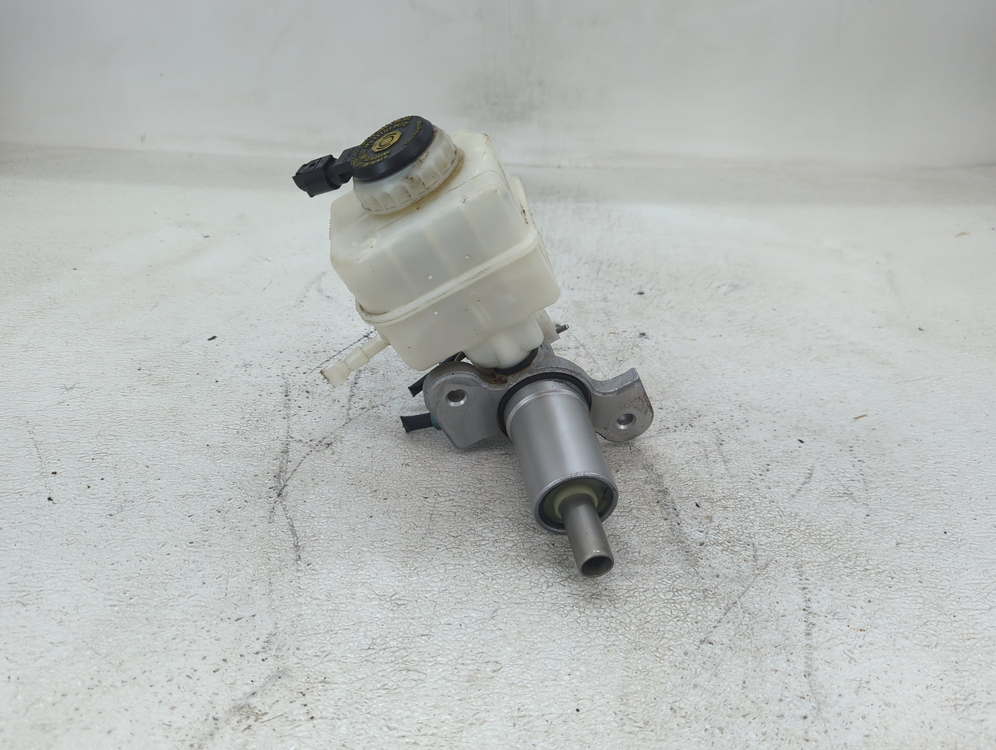 2011-2016 Bmw 528i Brake Master Cylinder - Oemusedautoparts1.com