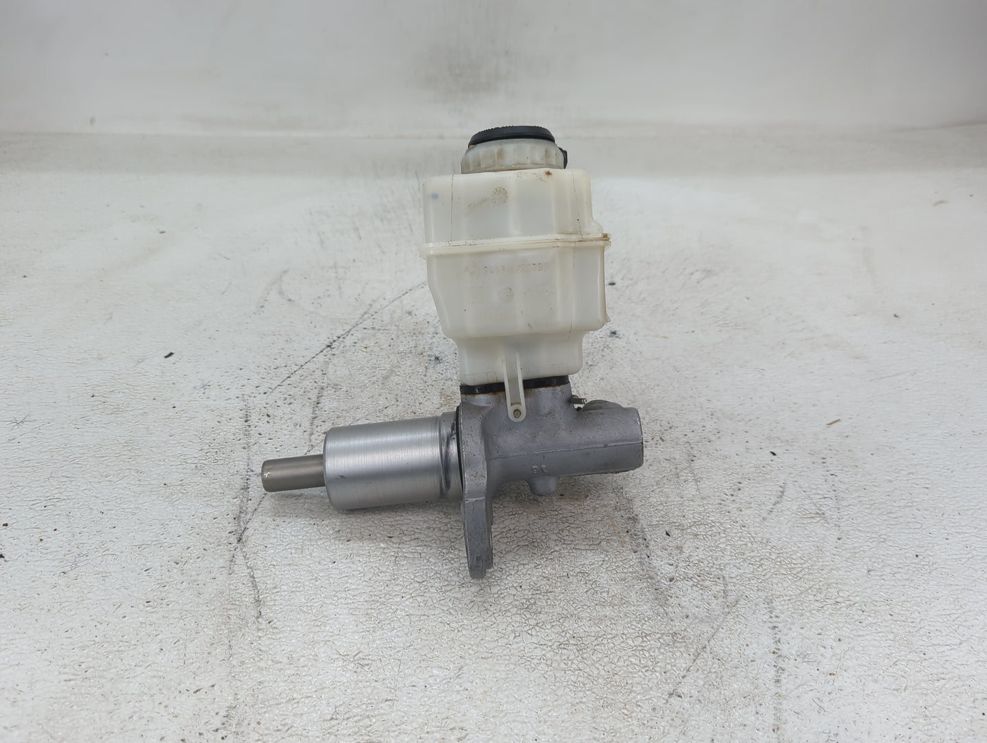 2011-2016 Bmw 528i Brake Master Cylinder - Oemusedautoparts1.com