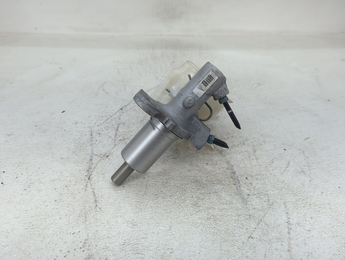 2011-2016 Bmw 528i Brake Master Cylinder - Oemusedautoparts1.com