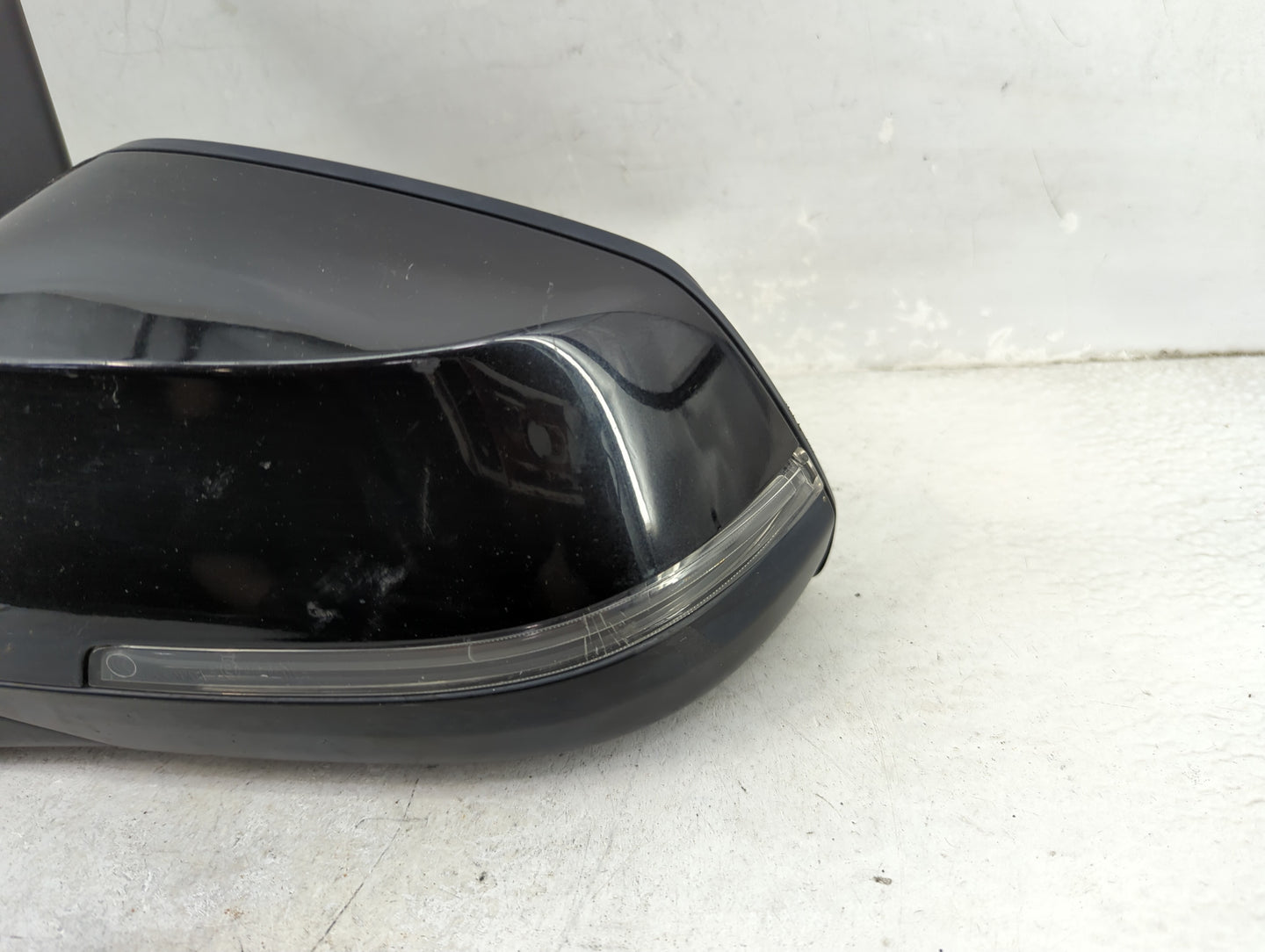 2014-2016 Bmw 528i Driver Side View Mirror - Left Door Mirror OEM Used - Oemusedautoparts1.com