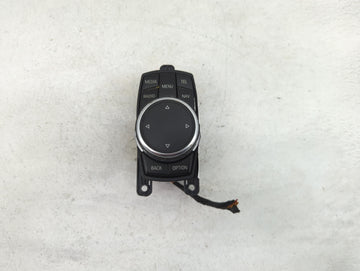 2016 Bmw 528i Radio AM FM Cd Player Receiver Replacement P/N:65829350723-02 9350723 Fits OEM Used Auto Parts - Oemusedautopa
