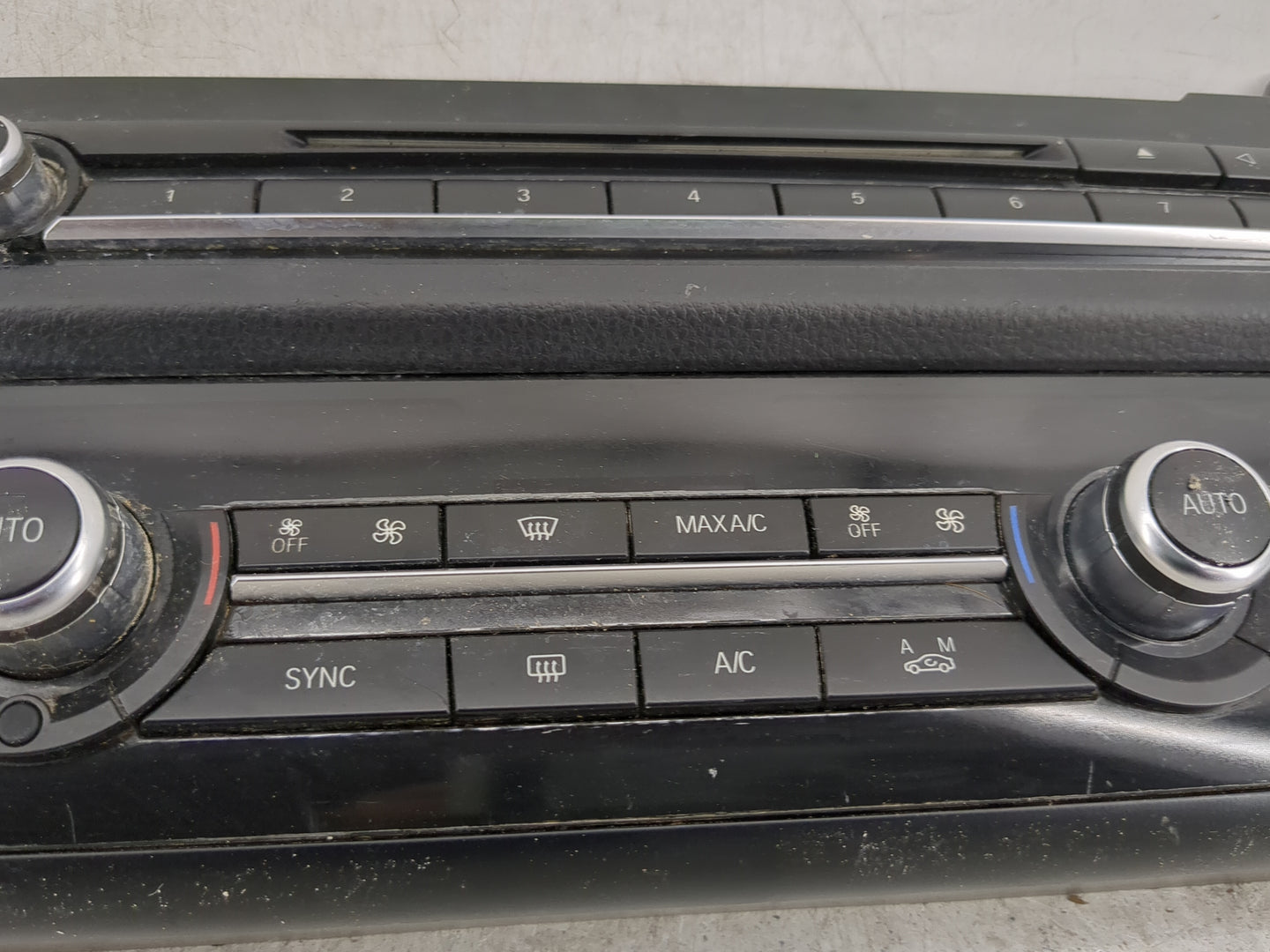 2011-2016 Bmw 528i Climate Control Module Temperature AC/Heater Replacement P/N:PA6 MX GF40 Fits OEM Used Auto Parts - Oemus