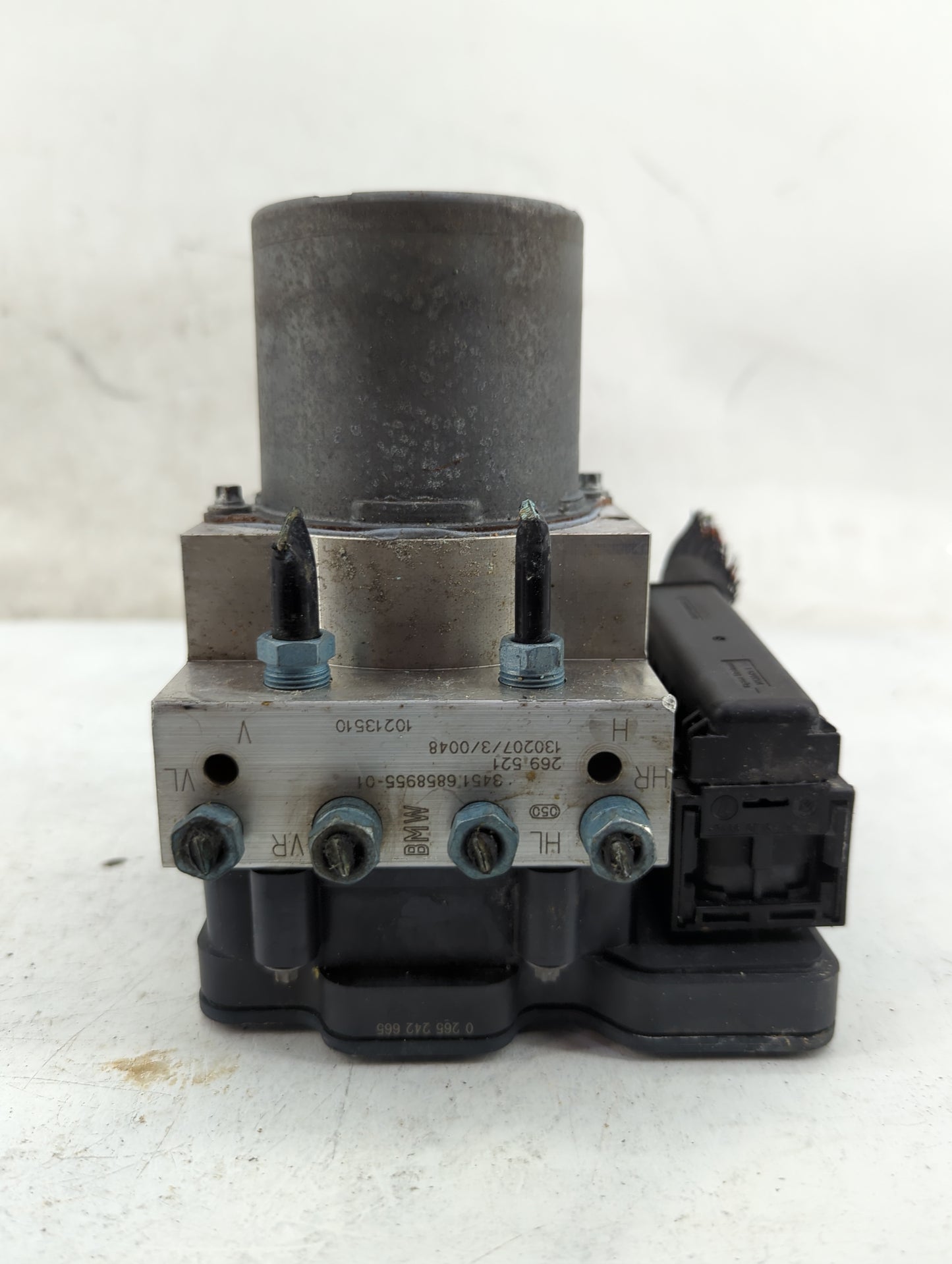 2012-2016 Bmw 528i ABS Pump Control Module Replacement P/N:6868335-01 Fits Fits 2012 2013 2014 2015 2016 2017 2018 OEM Used 