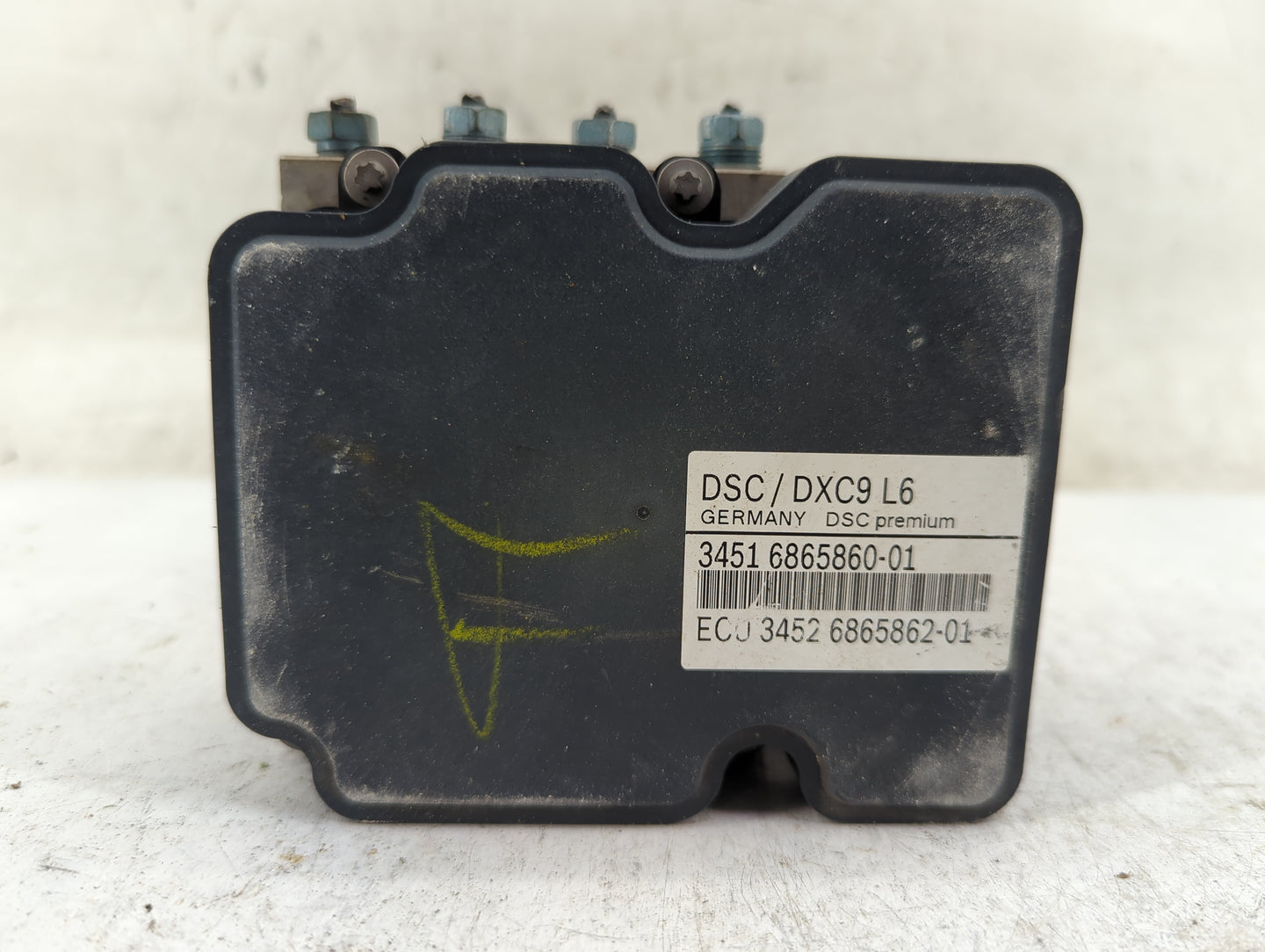 2012-2016 Bmw 528i ABS Pump Control Module Replacement P/N:6865860-01 6868335-01 Fits Fits 2012 2013 2014 2015 2016 2017 201