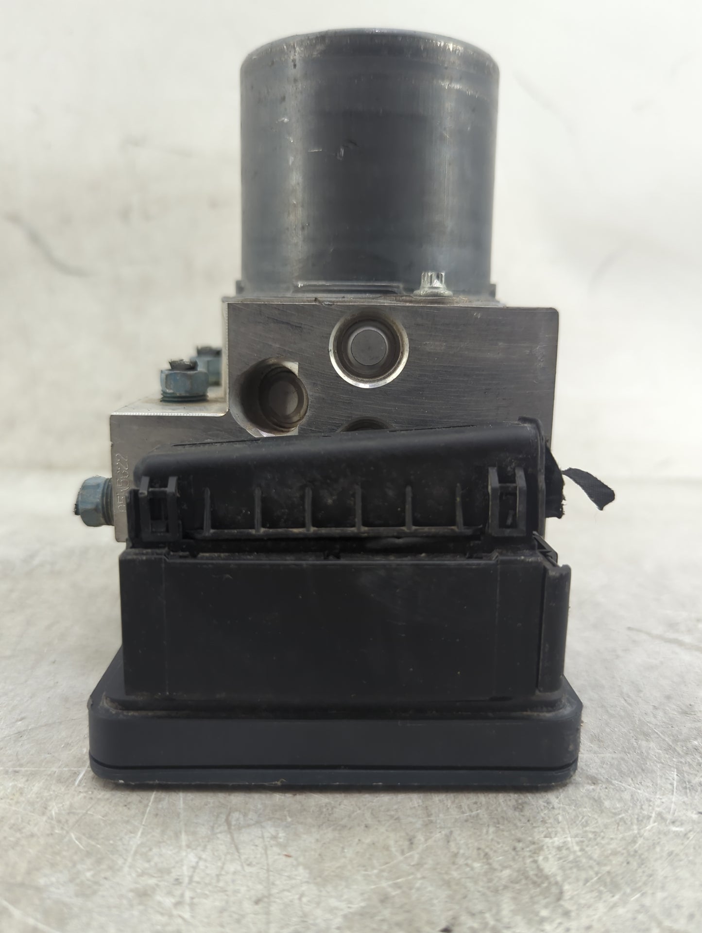 2012-2016 Bmw 528i ABS Pump Control Module Replacement P/N:6868335-01 Fits Fits 2012 2013 2014 2015 2016 2017 2018 OEM Used 