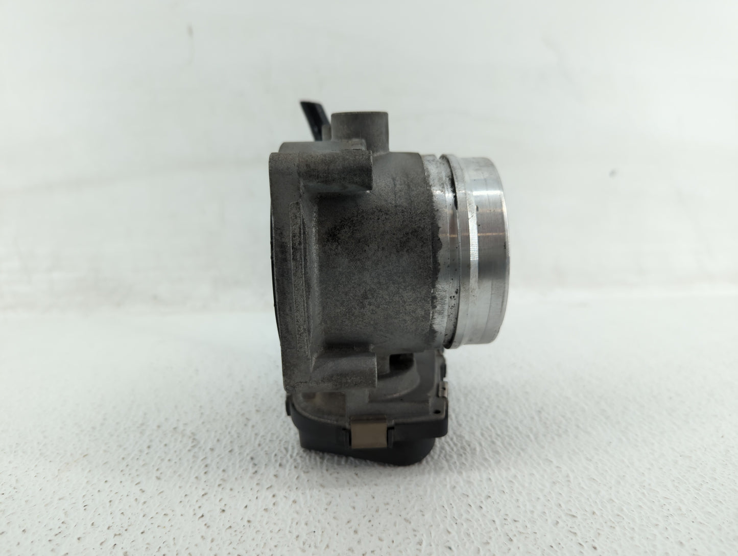 2010-2017 Bmw 535i Throttle Body P/N:1354 7597871-01 Fits Fits 2010 2011 2012 2013 2014 2015 2016 2017 2018 2019 2020 OEM Us