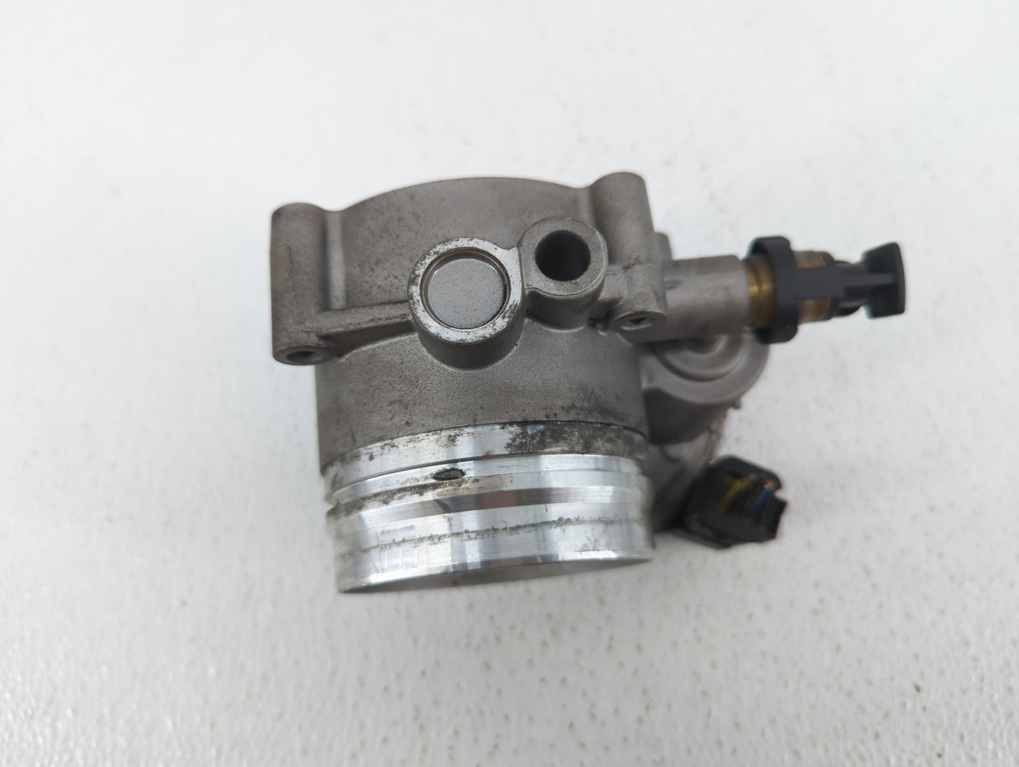 2010-2017 Bmw 535i Throttle Body P/N:1354 7597871-01 Fits Fits 2010 2011 2012 2013 2014 2015 2016 2017 2018 2019 2020 OEM Us